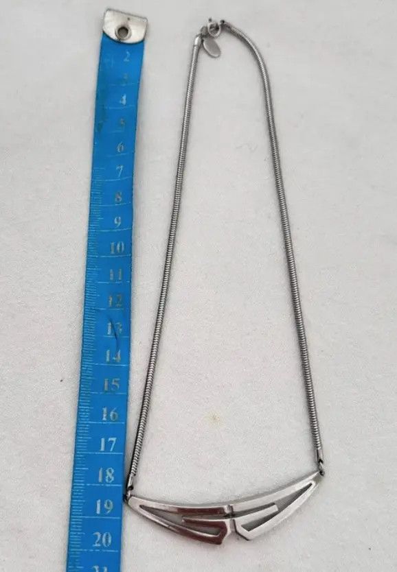 Givenchy Givenchy Necklace Chain Metal Pendant 70s Vintage EX0166 Size ONE SIZE - 6 Thumbnail