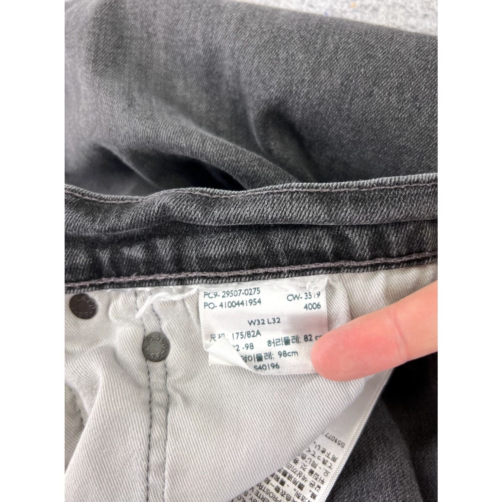 Levi's Levis 502 Jeans Slim Straight Denim Black 32x28 5-Pocket Cotton Blend Regular Mens Size US 32 / EU 48 - 7 Thumbnail