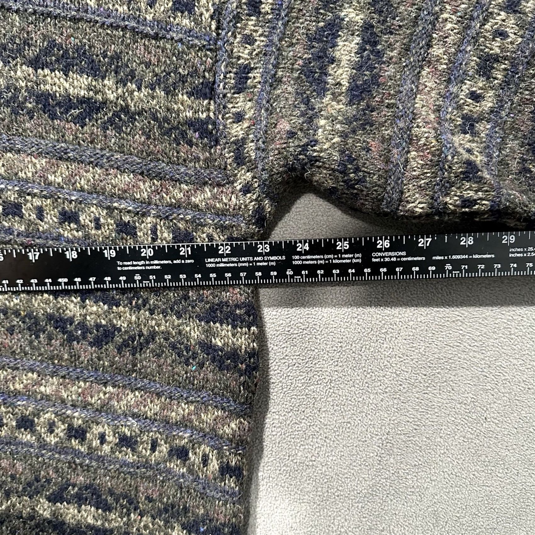 Eddie Bauer VINTAGE Eddie Bauer Sweater Men L Green Striped Wool Blend Crewneck Made In USA Size US L / EU 52-54 / 3 - 7 Thumbnail