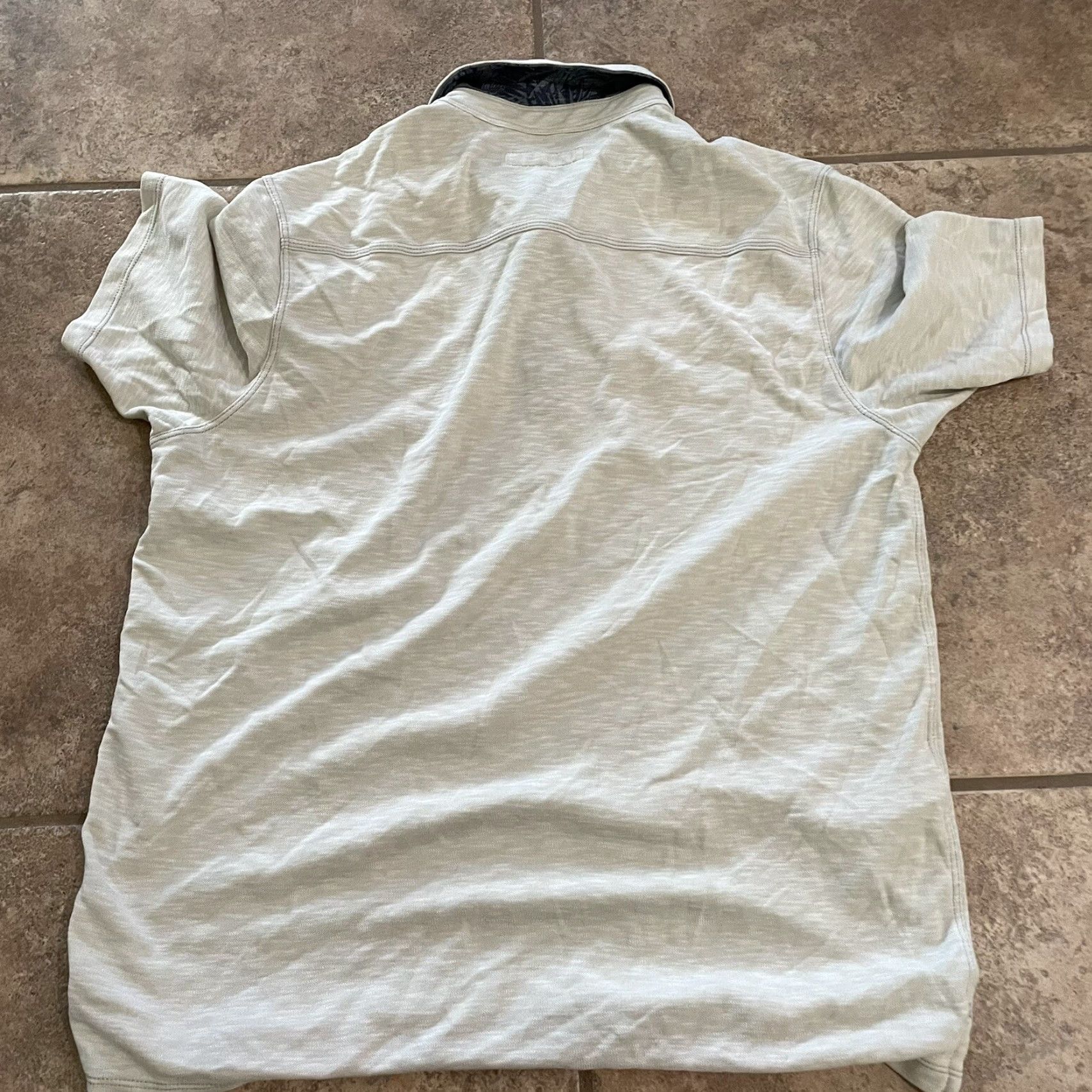 Tommy Bahama Tommy Bahama Polo Shirt Mens Size M Beige Size US M / EU 48-50 / 2 - 5 Thumbnail