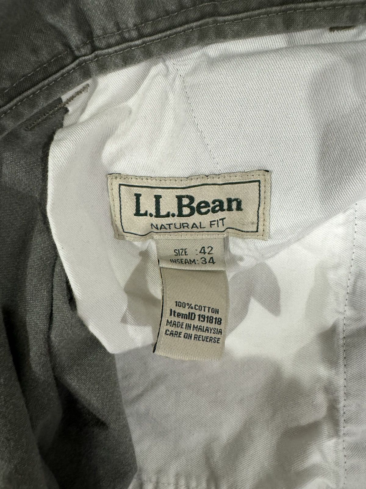 L.L. Bean LL Bean Mens Natural Fit Cargo Pants Olive Green Sz 42x34 Size US 42 / EU 58 - 2 Thumbnail