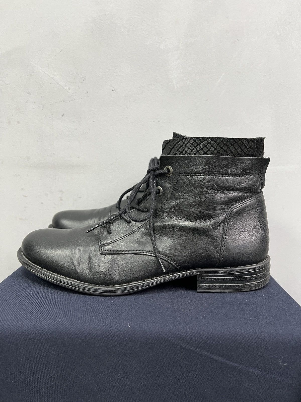 Dirk Bikkembergs Laced Dirk bikkembergs style leather boots ankle moto style Size US 8 / EU 41 - 6 Thumbnail