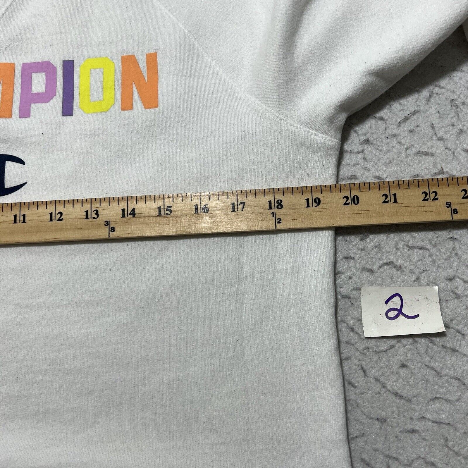Champion Champion White Crewneck Sweatshirt Colorful Logo Pullover Size M / US 6-8 / IT 42-44 - 7 Thumbnail
