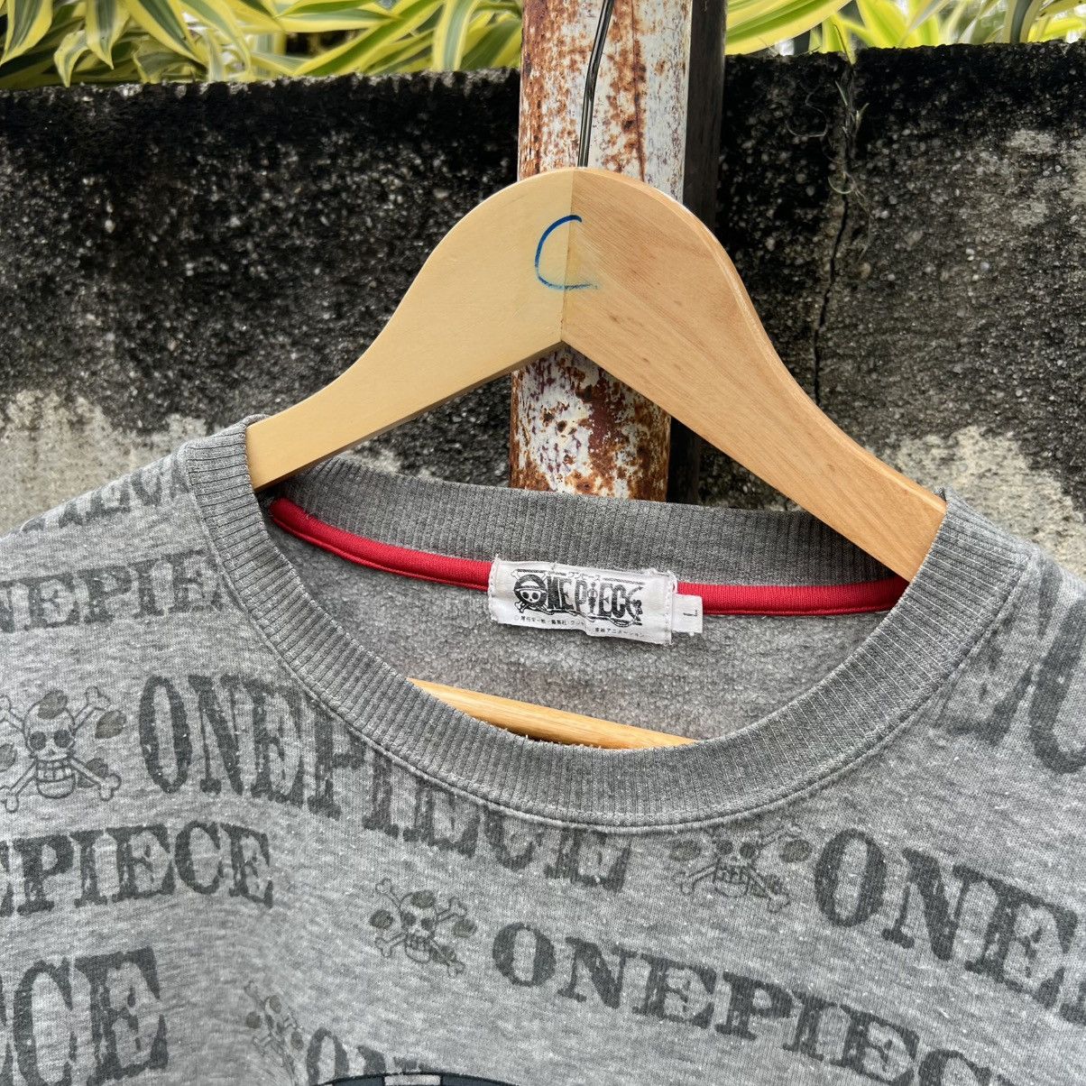 One Piece “ONE PIECE” TRASHED OVERPRINT TSHIRT Size US L / EU 52-54 / 3 - 6 Thumbnail