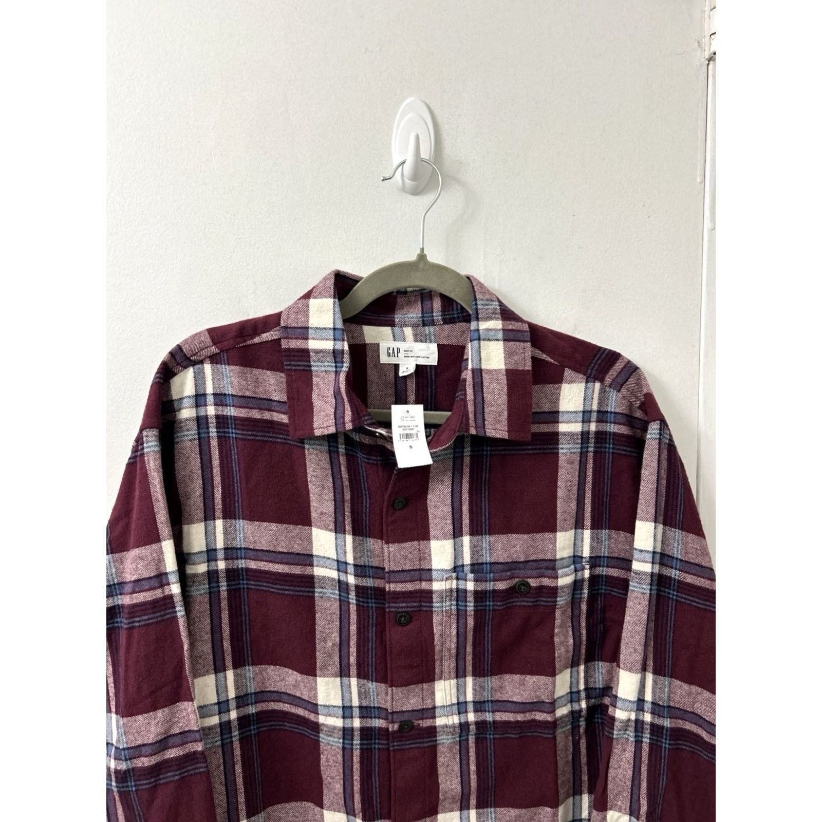 Gap VINTAGE Gap Flannel Shirt Mens Small Maroon Plaid Boxy Fit 100% Cotton Button Down NWT Size US S / EU 44-46 / 1 - 2 Thumbnail