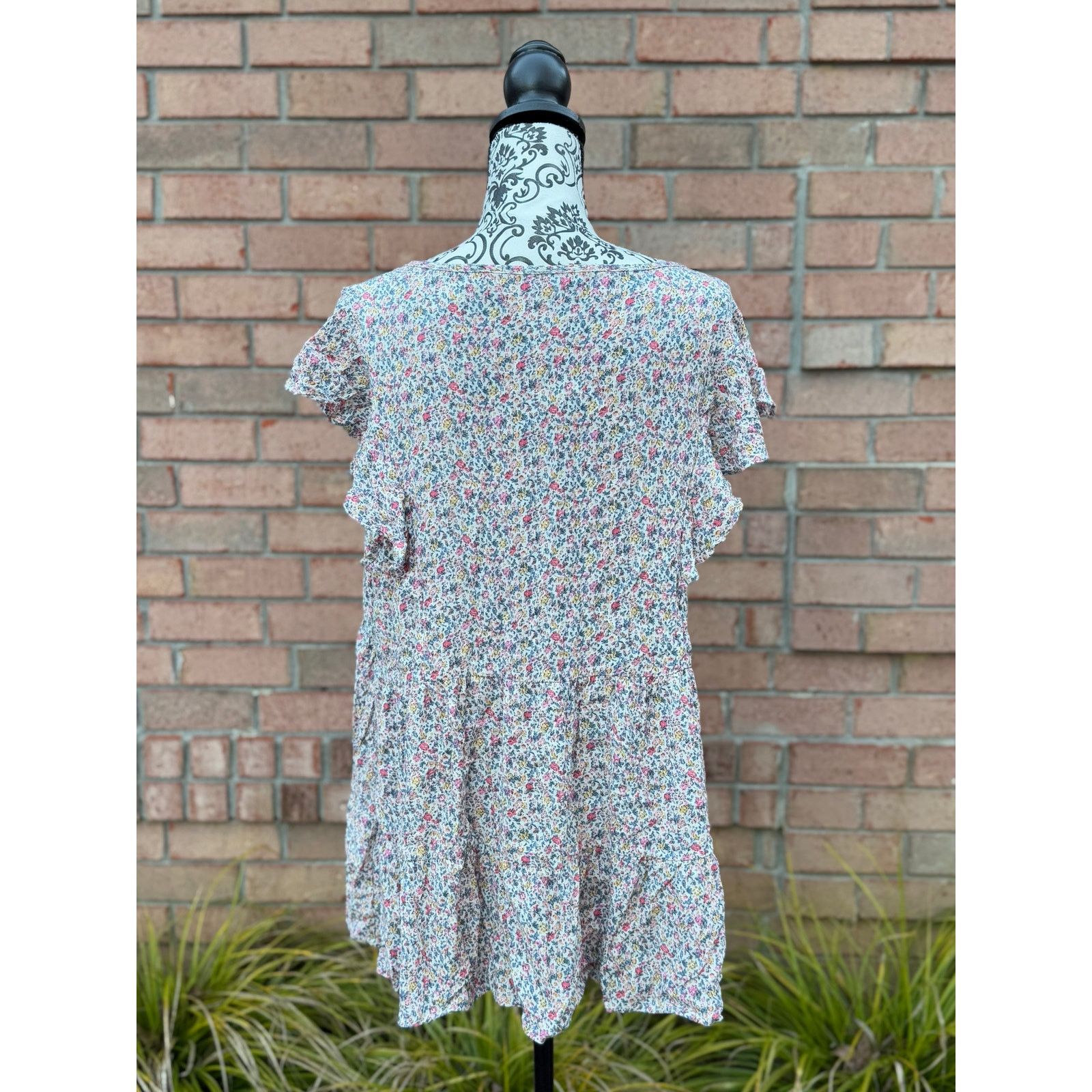 Other EUC Chic Soul V-Neck Floral Tunic Length Top Size 1X 14-16 Size XXL / US 16-18 / IT 52-54 - 3 Thumbnail