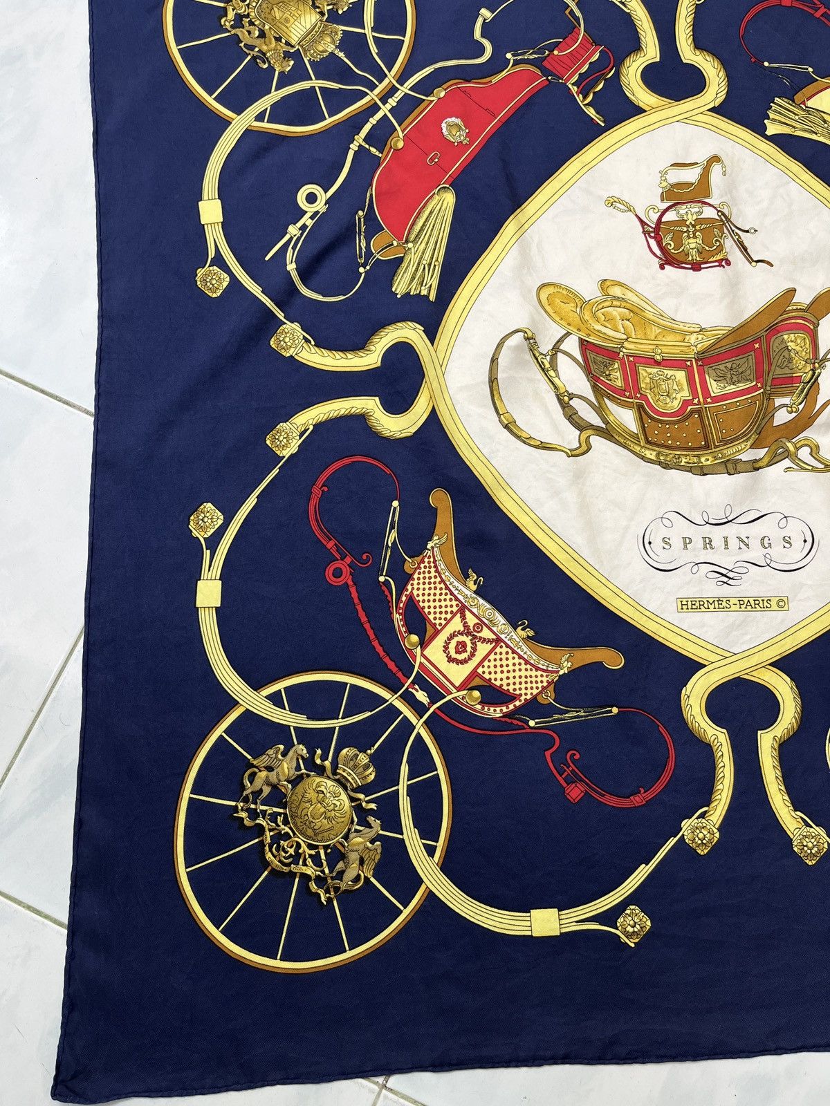 Hermes 🔥🔥🔥AUTHENTIC VINTAGE HERMES SPRINGS SILK SCARF Size ONE SIZE - 4 Thumbnail