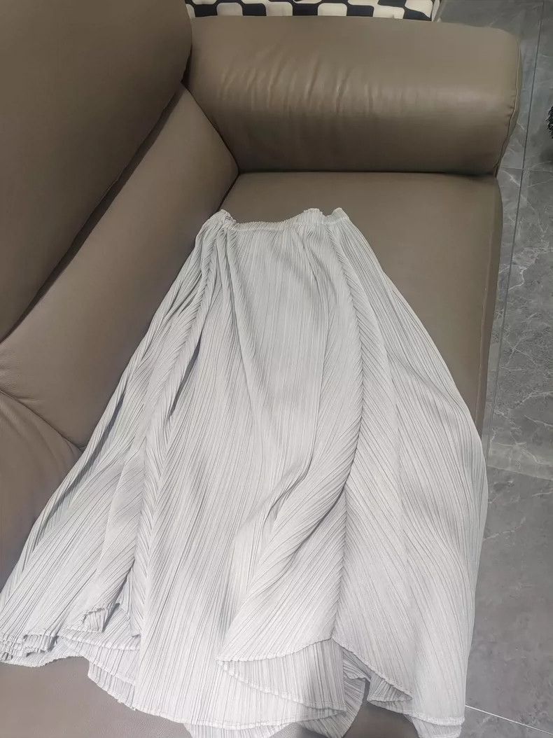 Issey Miyake issey miyake size:3 Grey petal skirt Size 42" / US 20 - 5 Thumbnail