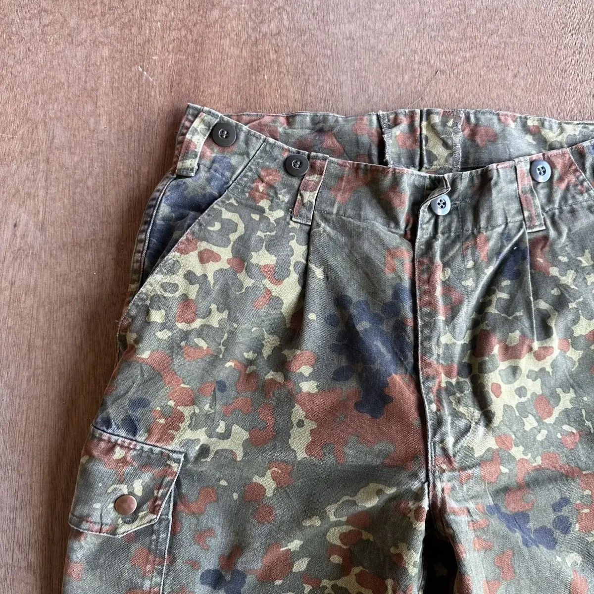 GmbH 90’s Vintage H.WINNEN GMBH German Military Camo Ankle Pants Size US 29 - 3 Thumbnail