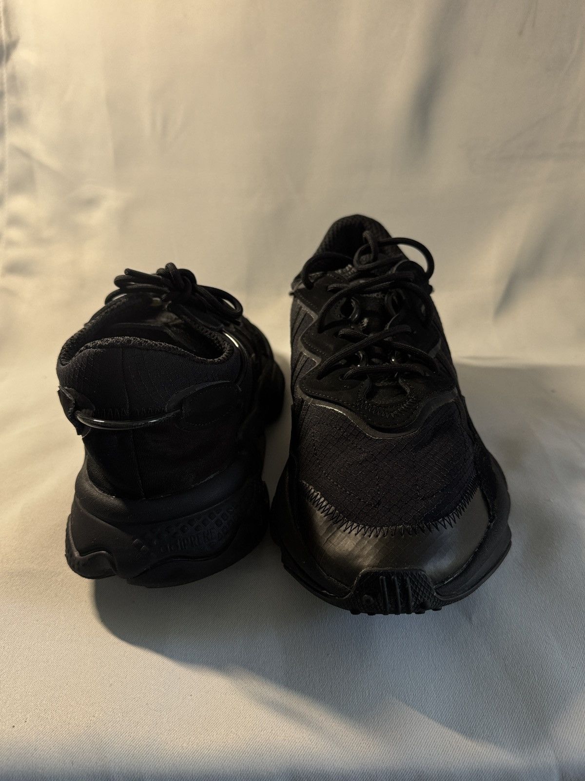 Adidas Adidas Ozweego “Core Black” (FV9665) – Used Size US 11 / EU 44 - 6 Thumbnail