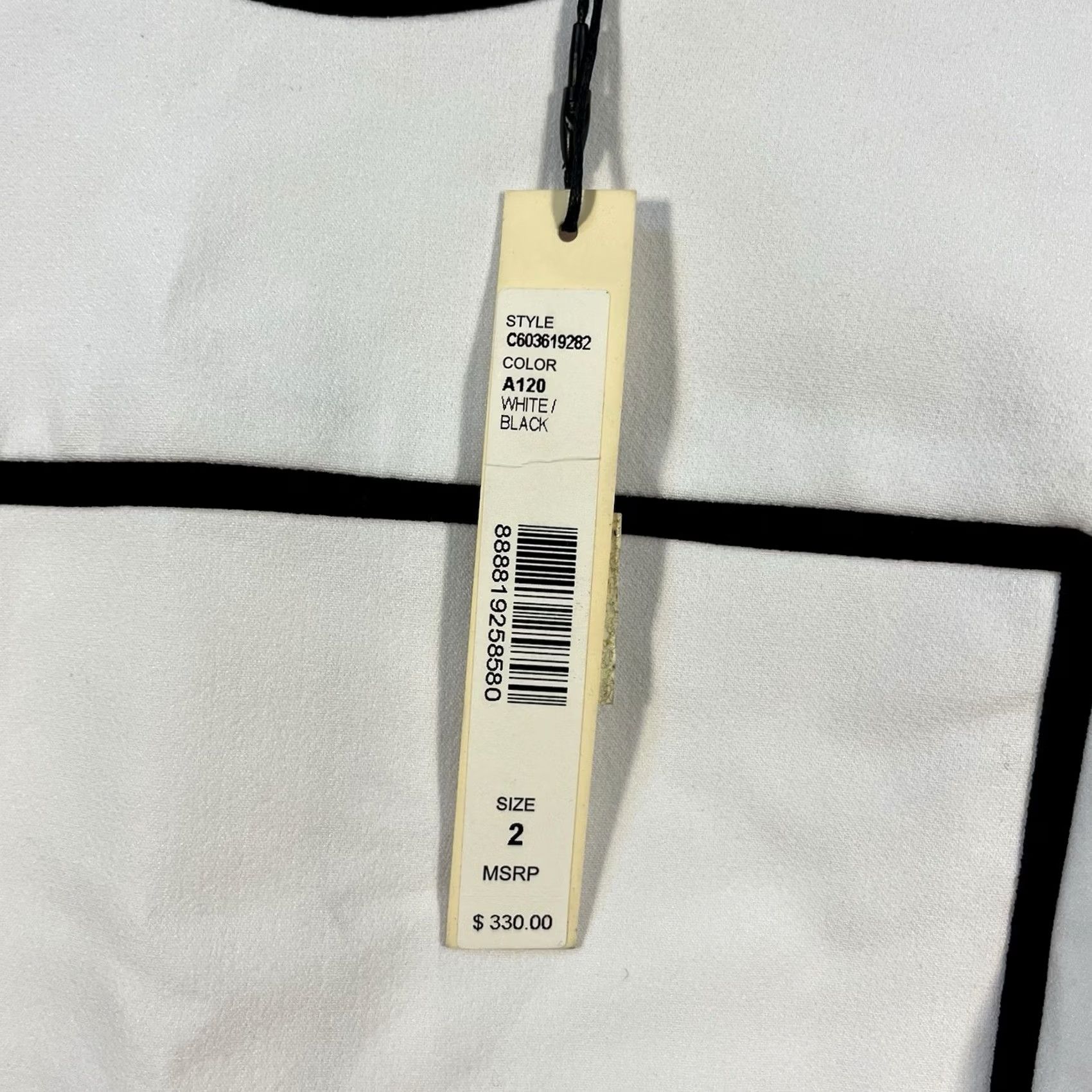 Alice + Olivia Alice + Olivia Emilee Sheath Dress Sleeveless White Size 2 NWT MSRP 30 Party Cocktail Short 文字?? Size XS / US 0-2 / IT 36-38 - 3 Thumbnail
