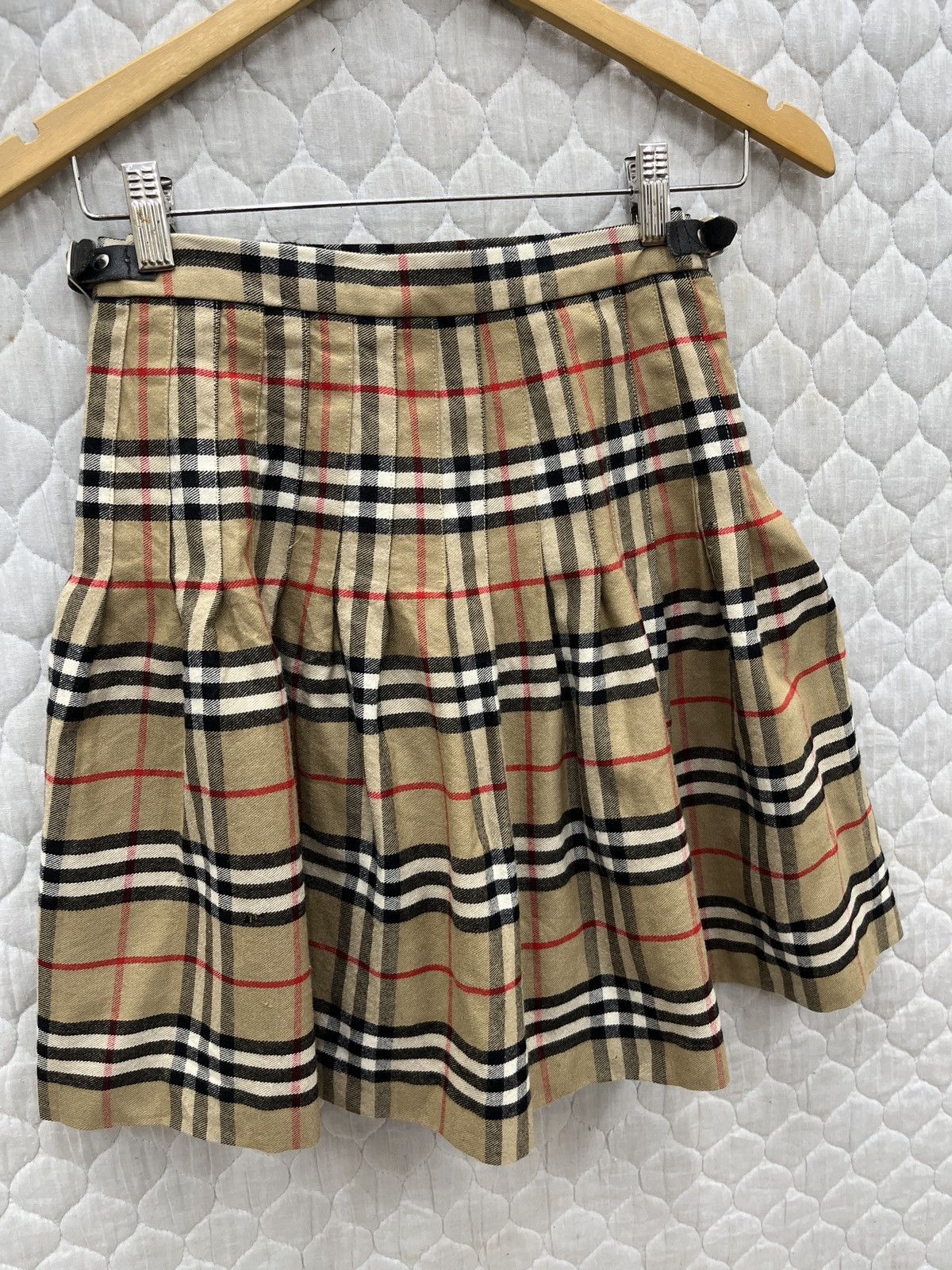 Burberry 🔥🔥🔥STEALS VTG BURBERRYS NOVA CHECK WOOL SKIRTS Size 25" / US 0 / IT 36 - 7 Thumbnail