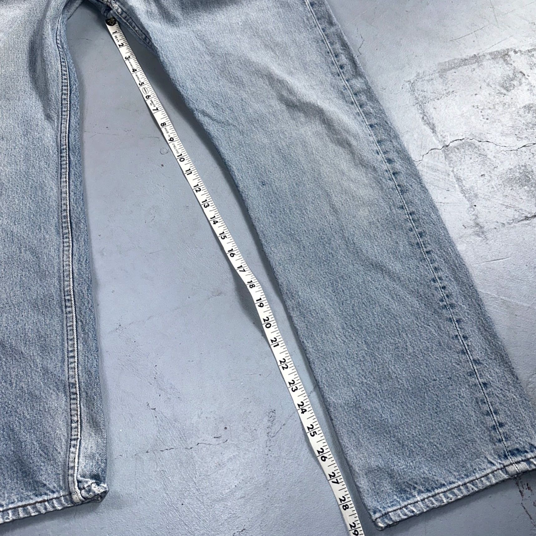 Levi's VINTAGE Levi's 501 Jeans 38x34 Light Blue 90s Straight Mens 501 Series Denim Cotton Button Closure Jeans Size US 38 / EU 54 - 5 Thumbnail