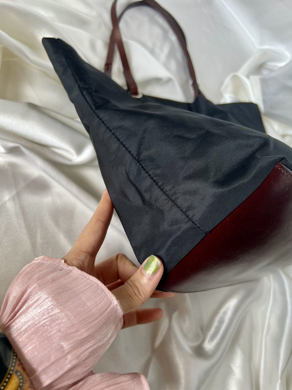 Fendi Fendi Nylon FF Logo Tote – Black Size ONE SIZE - 7 Thumbnail