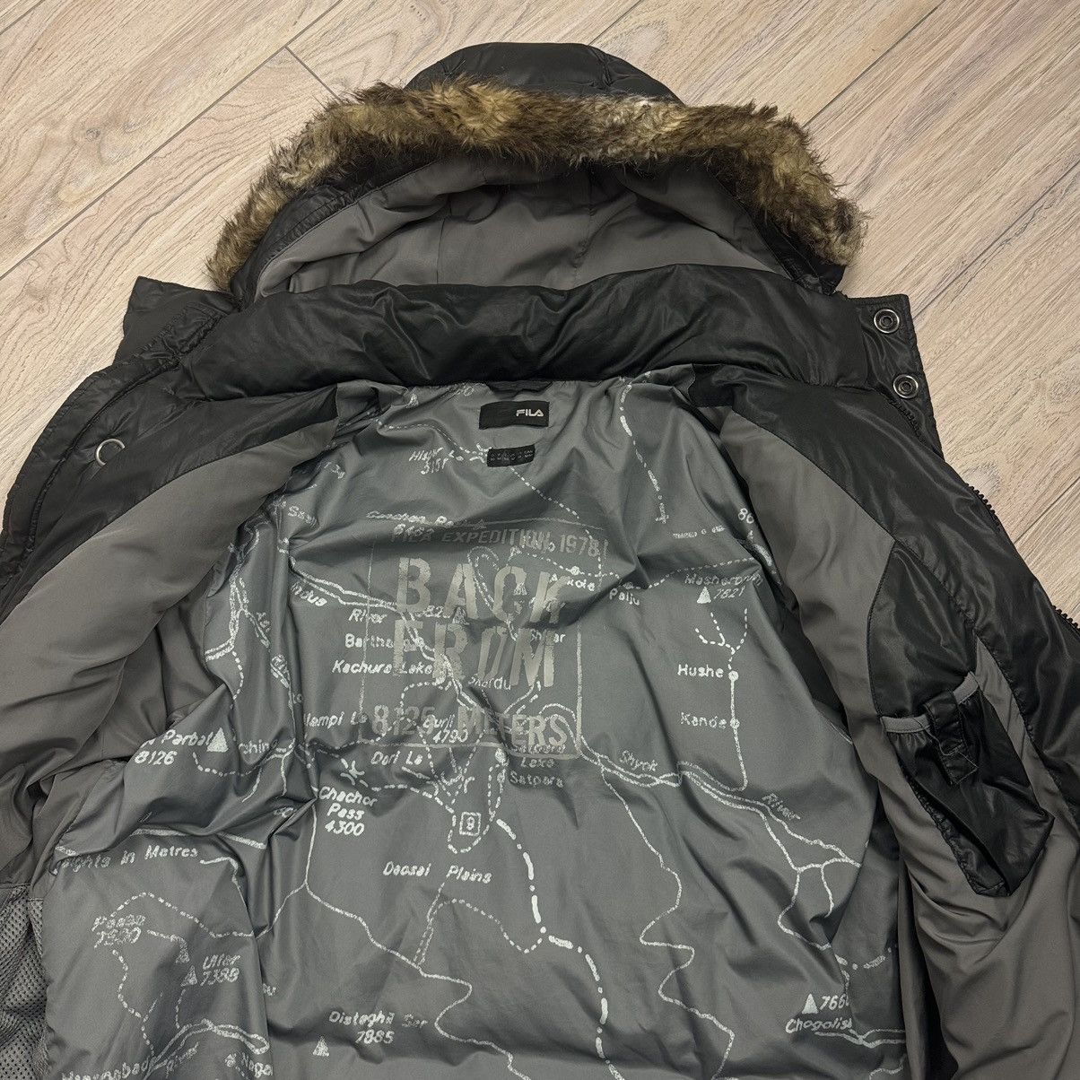 Fila Vintage Fila Rare Y2K Fur Drill Down Filled Puffer Jacket Size US M / EU 48-50 / 2 - 9 Thumbnail