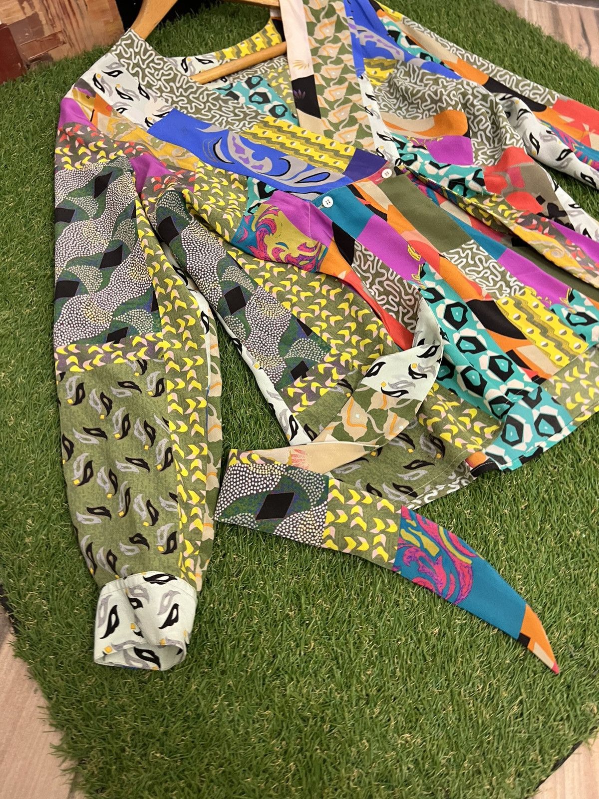 Etro × Vintage Etro Vintage 00s Multicoloured JPG style Silk Shirt Size M / US 6-8 / IT 42-44 - 5 Thumbnail