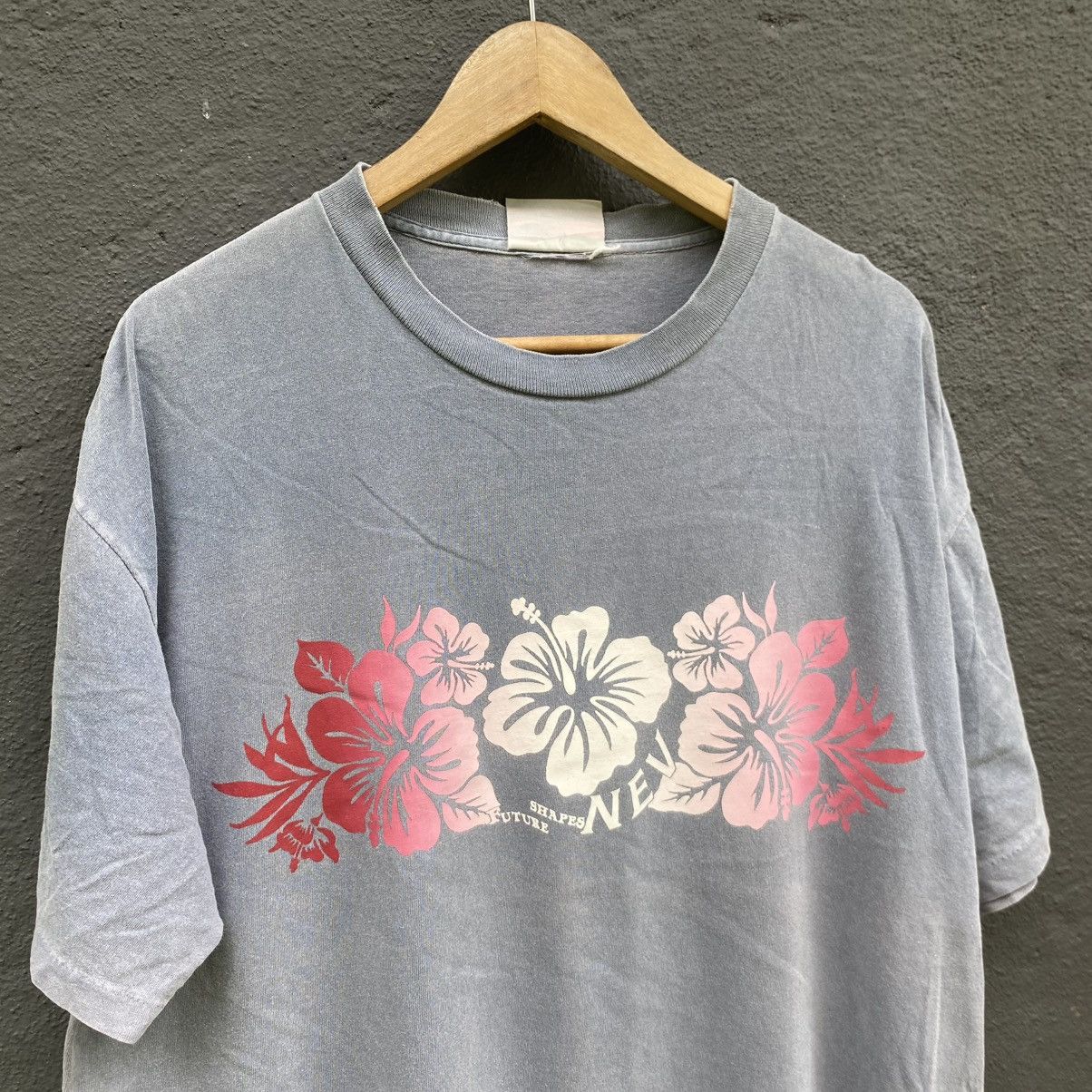 Sun Surf Thrashed Faded Vintage 90s NEV Surfing Brand Tee Size US L / EU 52-54 / 3 - 2 Thumbnail