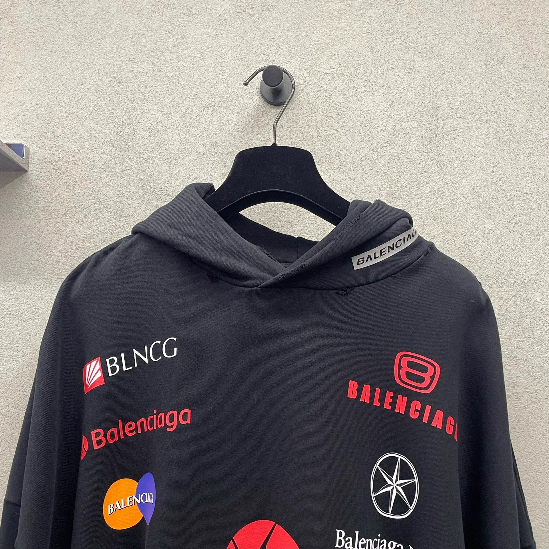 Balenciaga Balenciaga Racing Hoodie in Black Color Size US L / EU 52-54 / 3 - 4 Thumbnail