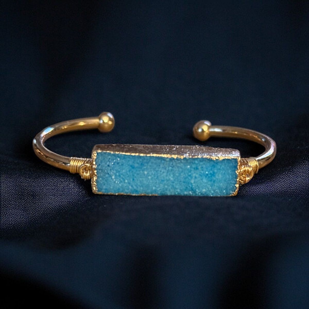 Other Gold tone blue druzy cuff bangle bracelet Size ONE SIZE - 1 Thumbnail