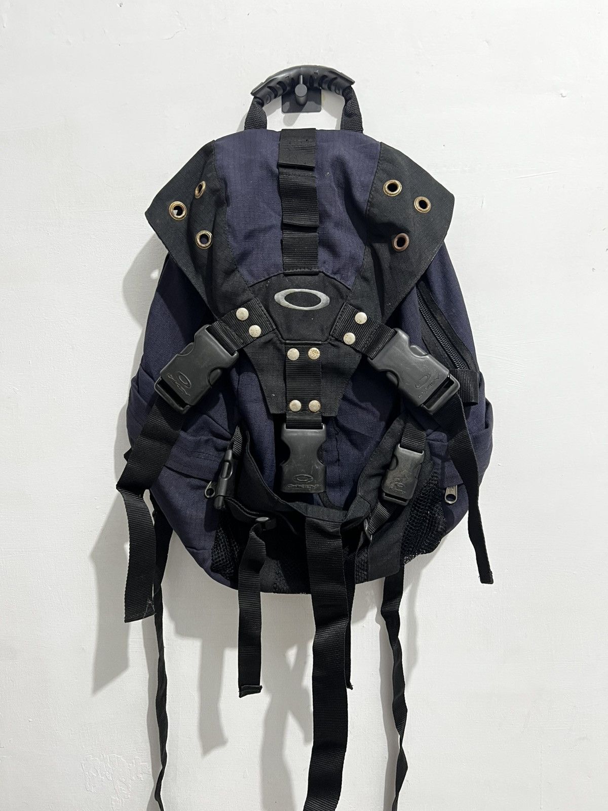 Oakley × Vintage Oakley Mini Icon Backpack 1.0 Black - Y2K Bag