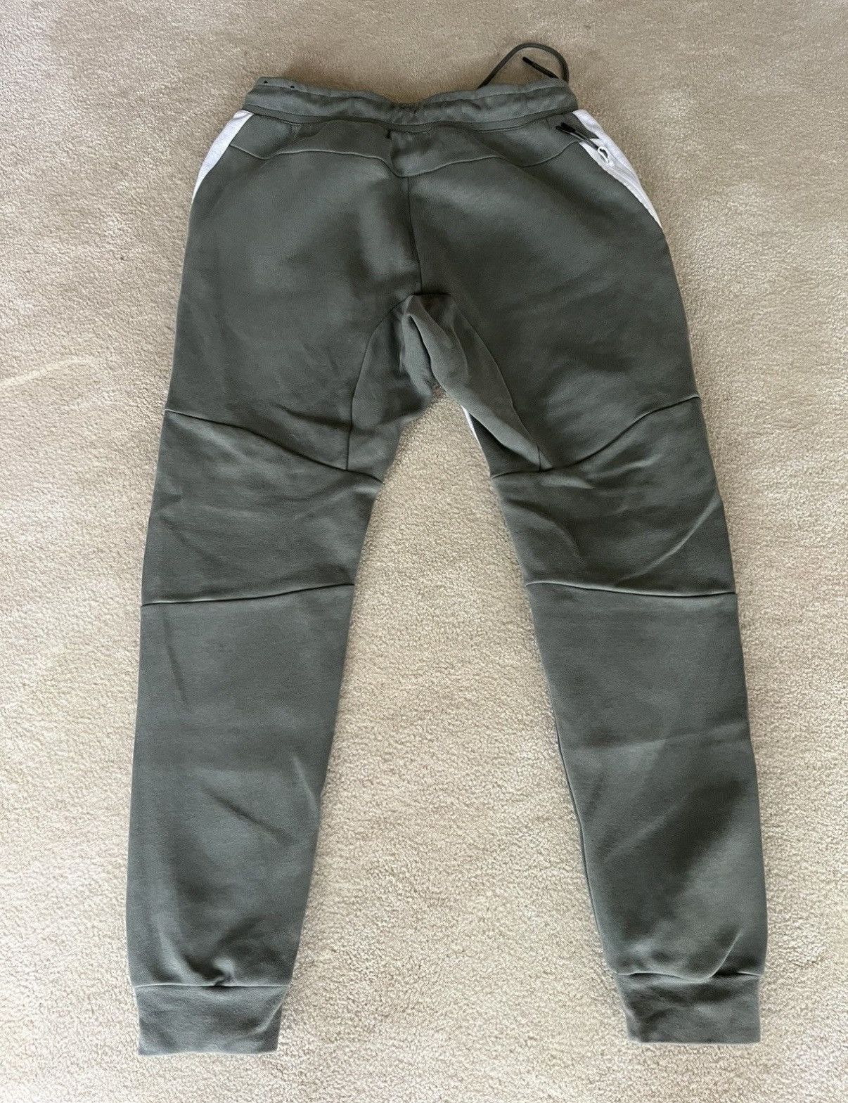 Nike Nike Tech Joggers Size US 32 / EU 48 - 2 Thumbnail