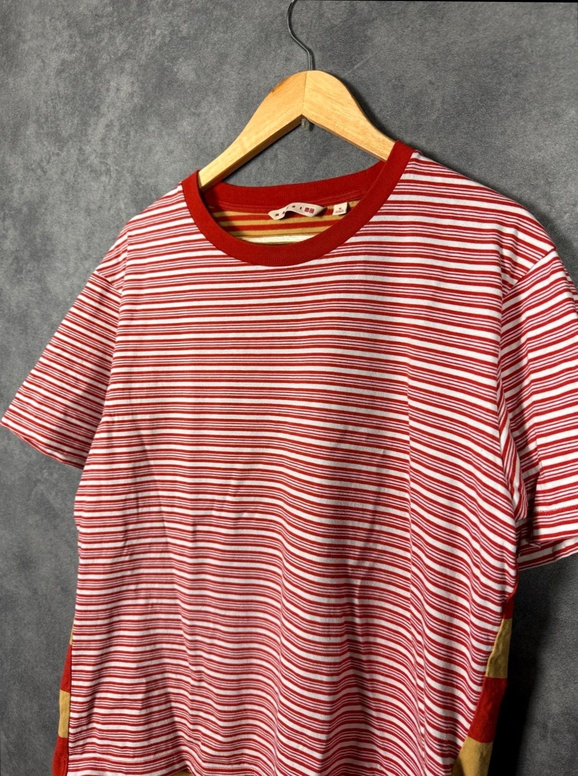Vintage Marni x H&M T-Shirt Striped Red Yellow White Size US M / EU 48-50 / 2 - 3 Thumbnail