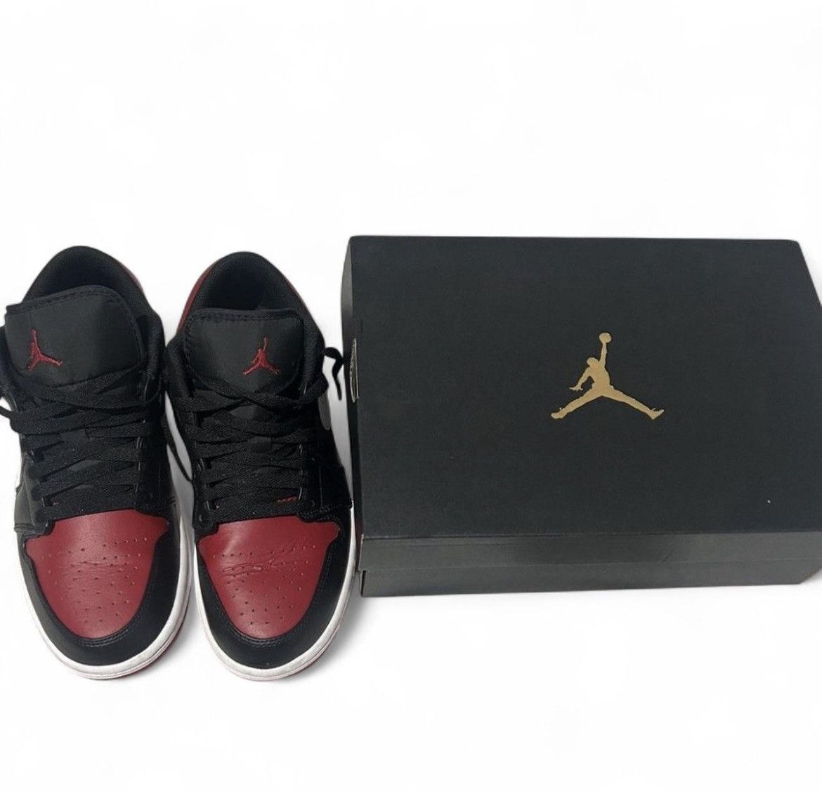 Nike Nike Air Jordan 1s Size US 8.5 / EU 41-42 - 2 Thumbnail