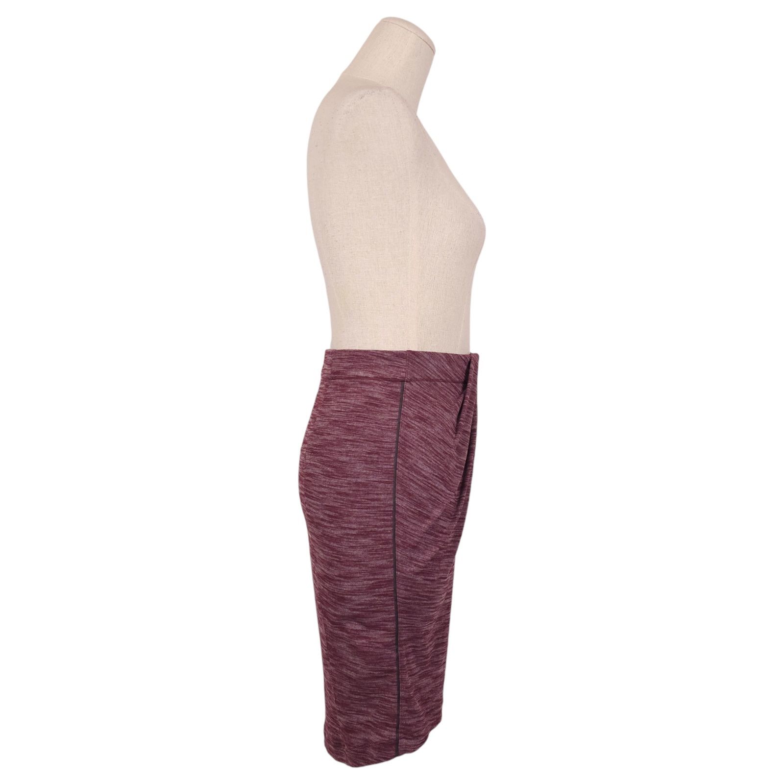 Lululemon Lululemon &go Where-To Skirt Heathered Bordeaux Drama Sz 4 Size 27" / US 4 / IT 40 - 7 Thumbnail