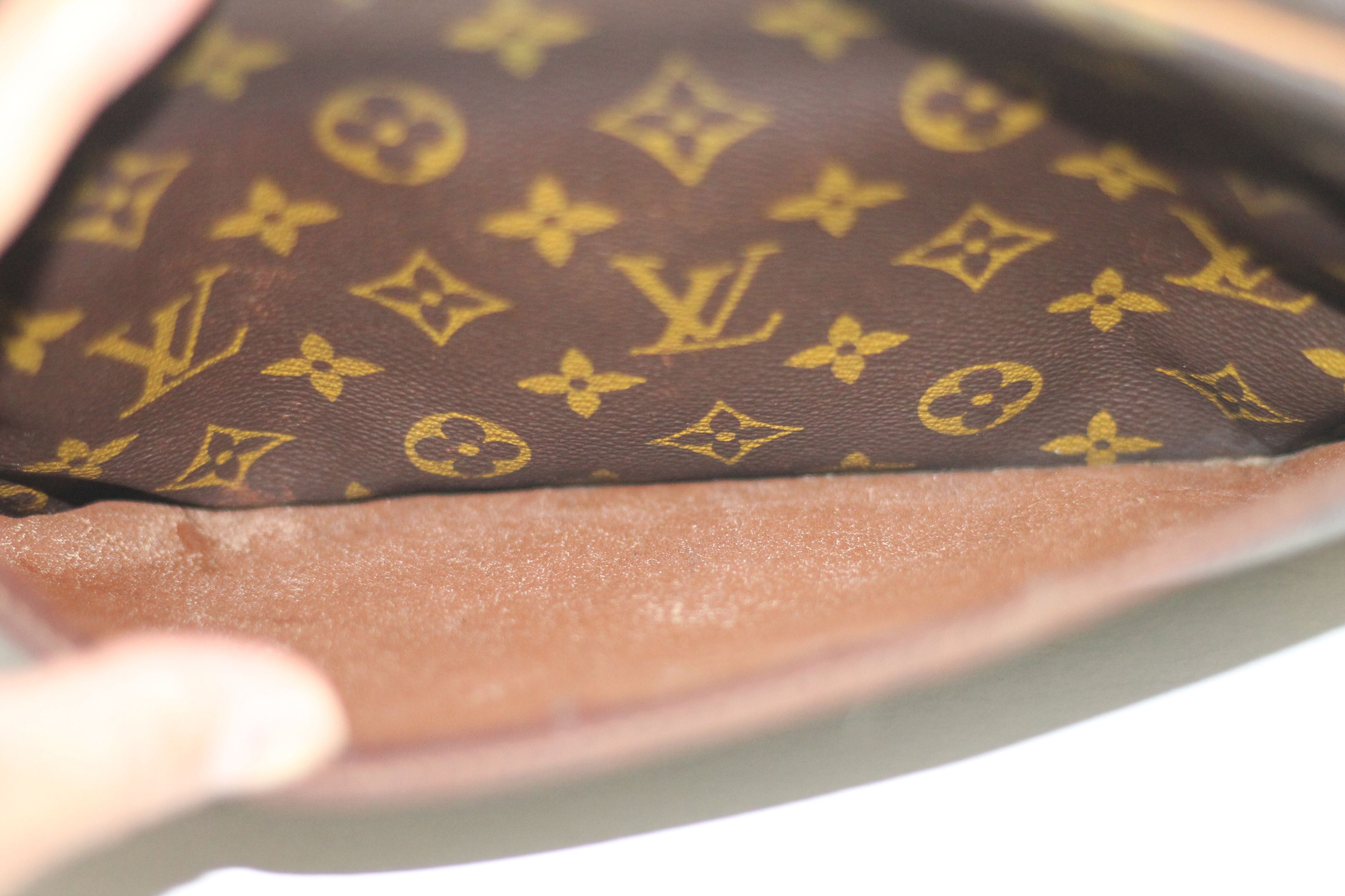 Louis Vuitton Vintage LOUIS VUITTON 871 SL Compiegne 28 Bag. Size ONE SIZE - 14 Thumbnail