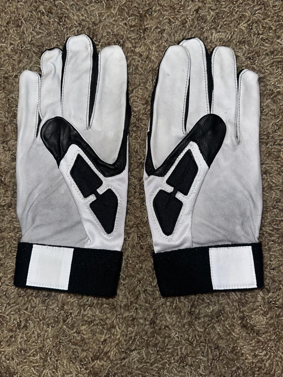 Nike Nike D-Tack IV Leather Palms Linemen Adult NFL Football Gloves Size ONE SIZE - 3 Thumbnail
