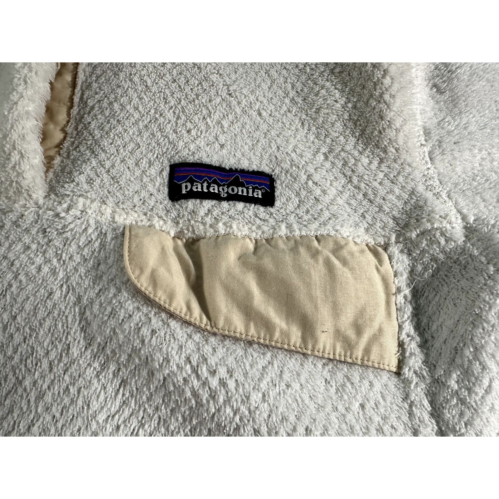 Patagonia Patagonia Re-Tool Snap-T Fleece Jacket Womens White Pullover Size M / US 6-8 / IT 42-44 - 3 Thumbnail