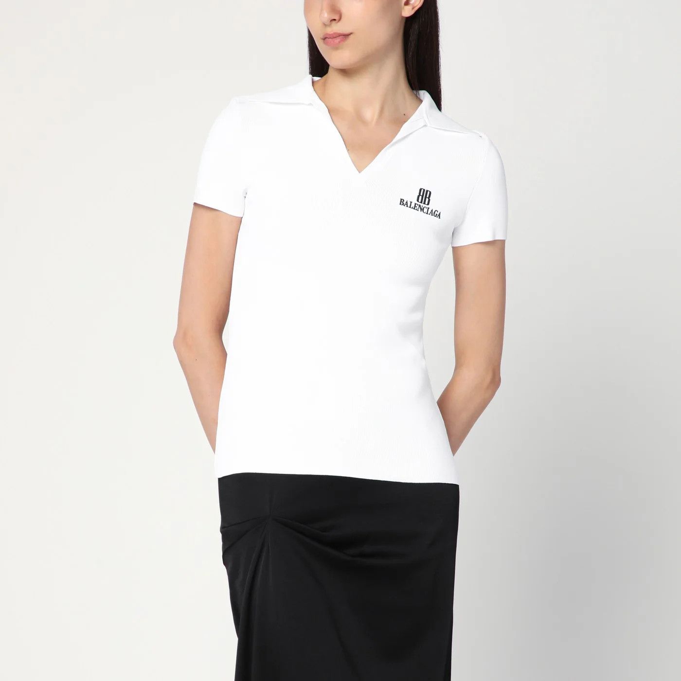 Balenciaga o1d2blof0426 Short Sleeve BB T-Shirt in White Size XS / US 0-2 / IT 36-38 - 1 Thumbnail