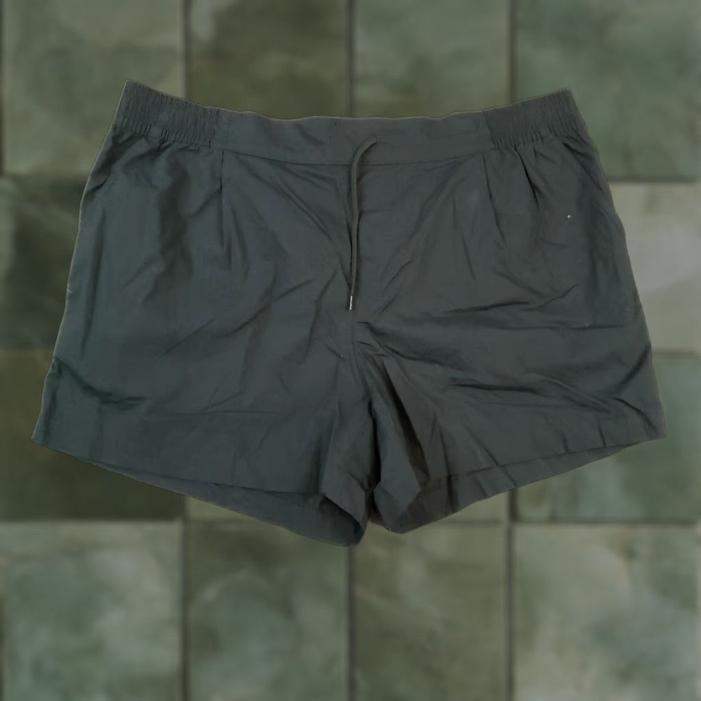 Vintage Columbia Shorts Mens XL Black Elastic Waist Drawstring Running Outdoors Shirt Size US 40 / EU 56 - 1 Thumbnail