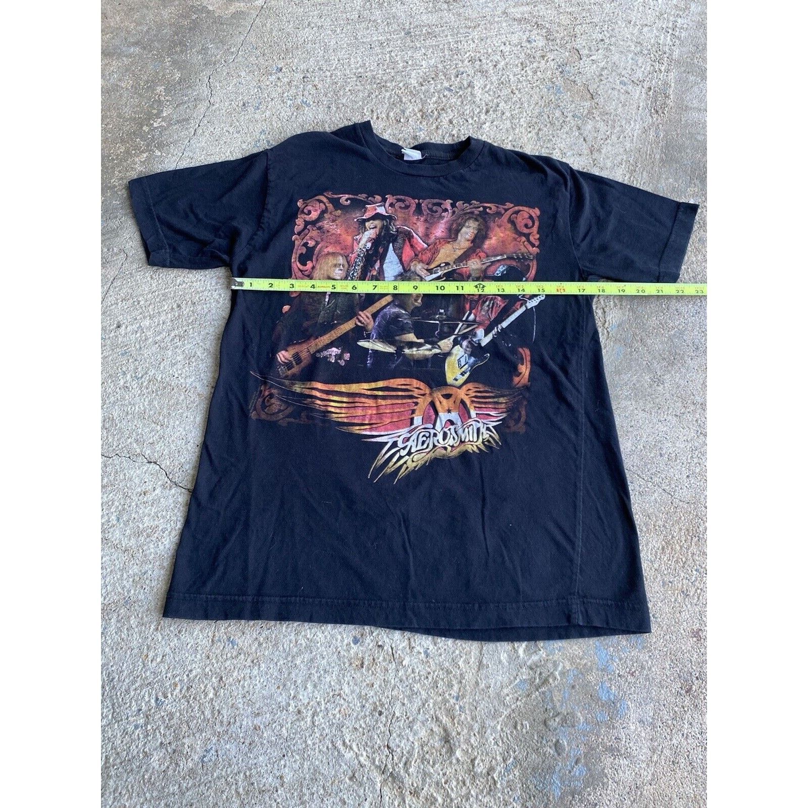 Band Tees Vintage Y2K 2009 Aerosmith Band T Shirt Size Small Used Size US S / EU 44-46 / 1 - 7 Thumbnail