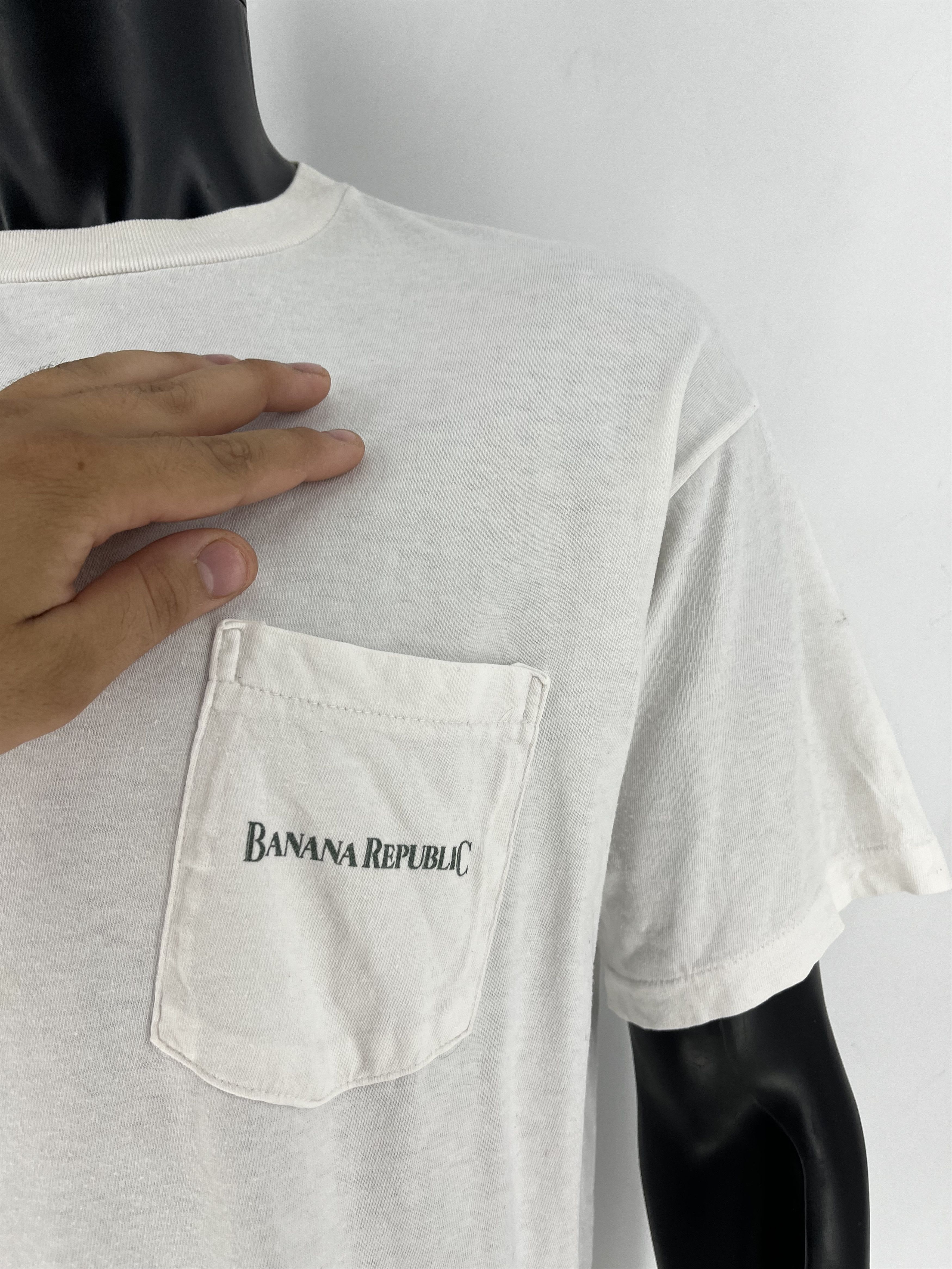 Banana Republic Vintage 1990s Banana Republic Safari Travel Graphic T-shirt Size US XL / EU 56 / 4 - 7 Thumbnail