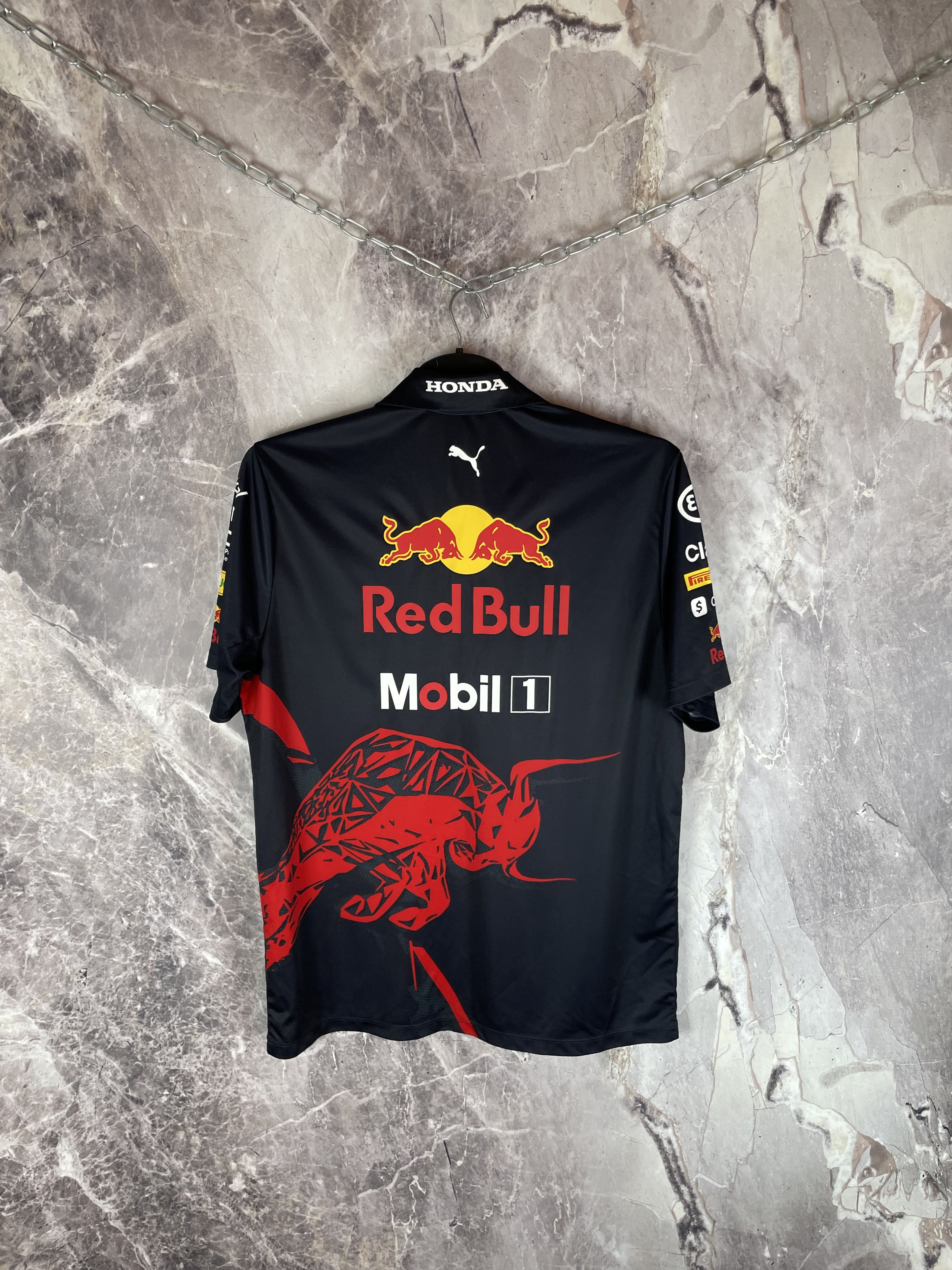 Red Bull Puma Bed Bull Vintage T-Shirt Size US L / EU 52-54 / 3 - 8 Thumbnail