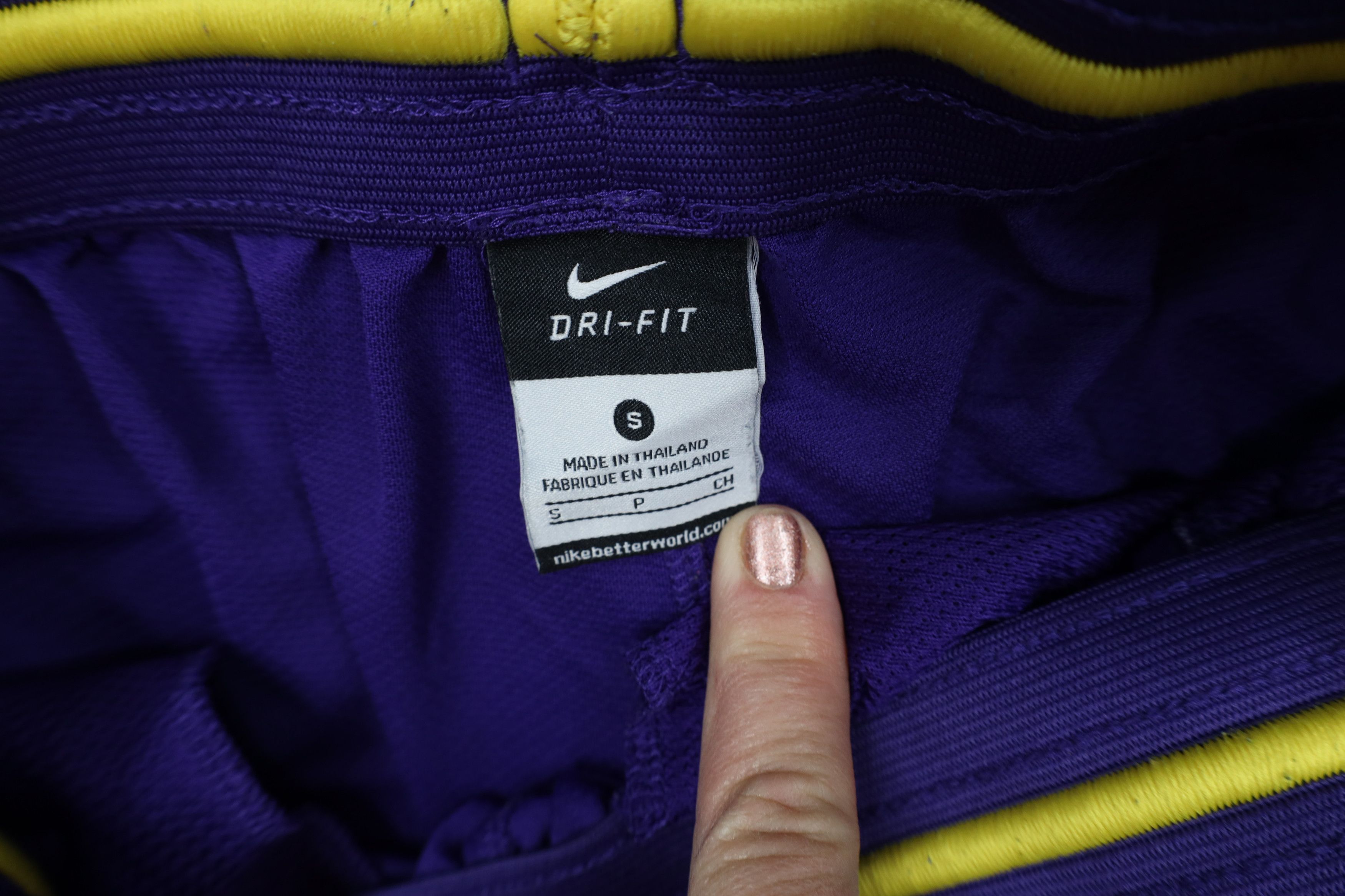 Nike Nike Angeles Lakers Colorway Basketball Shorts Purple Gold Size US 30 / EU 46 - 8 Thumbnail