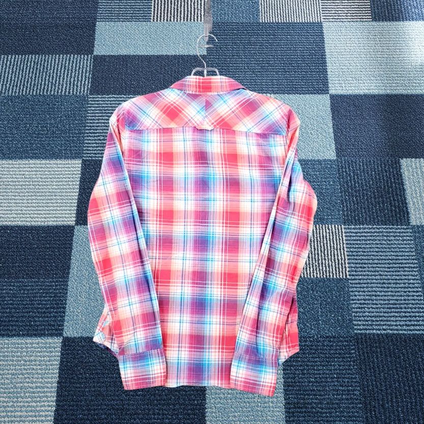 American Eagle Outfitters Nike Shirt Size S / US 4 / IT 40 - 1 Thumbnail