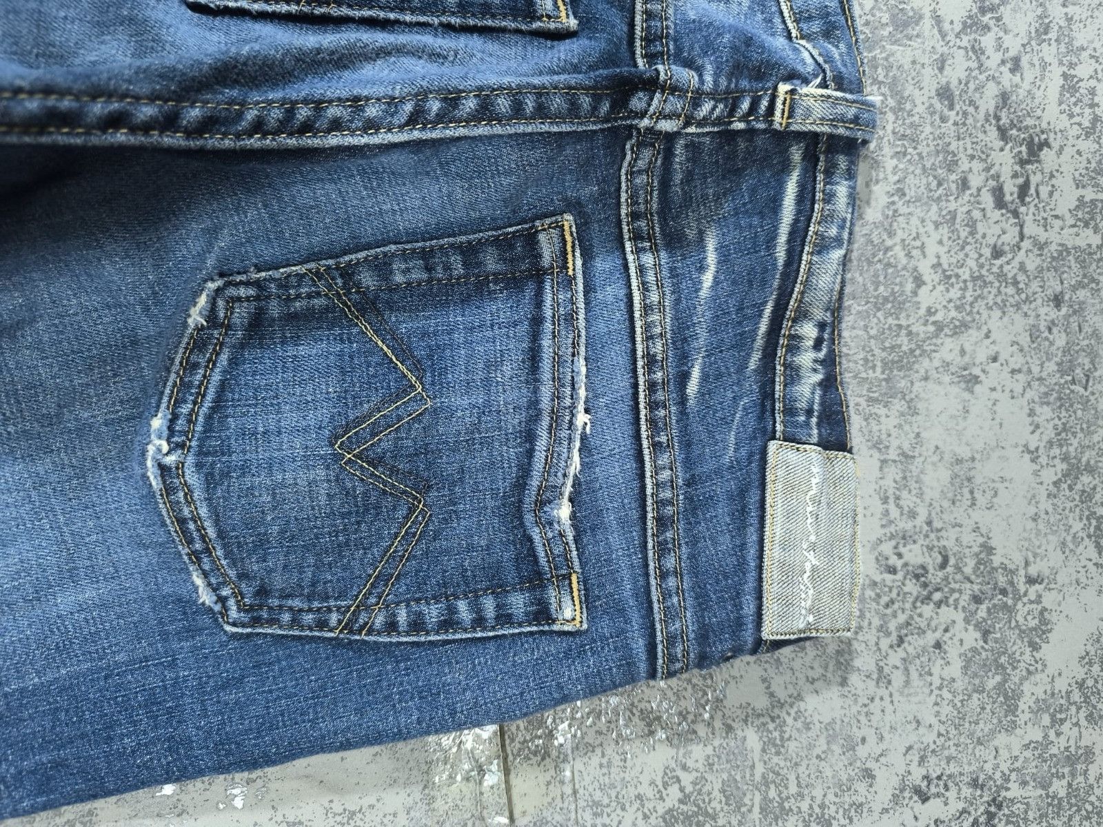 Mustang vtg mustang thight bootcut slim distressed grunge y2k Size 28" / US 6 / IT 42 - 8 Thumbnail