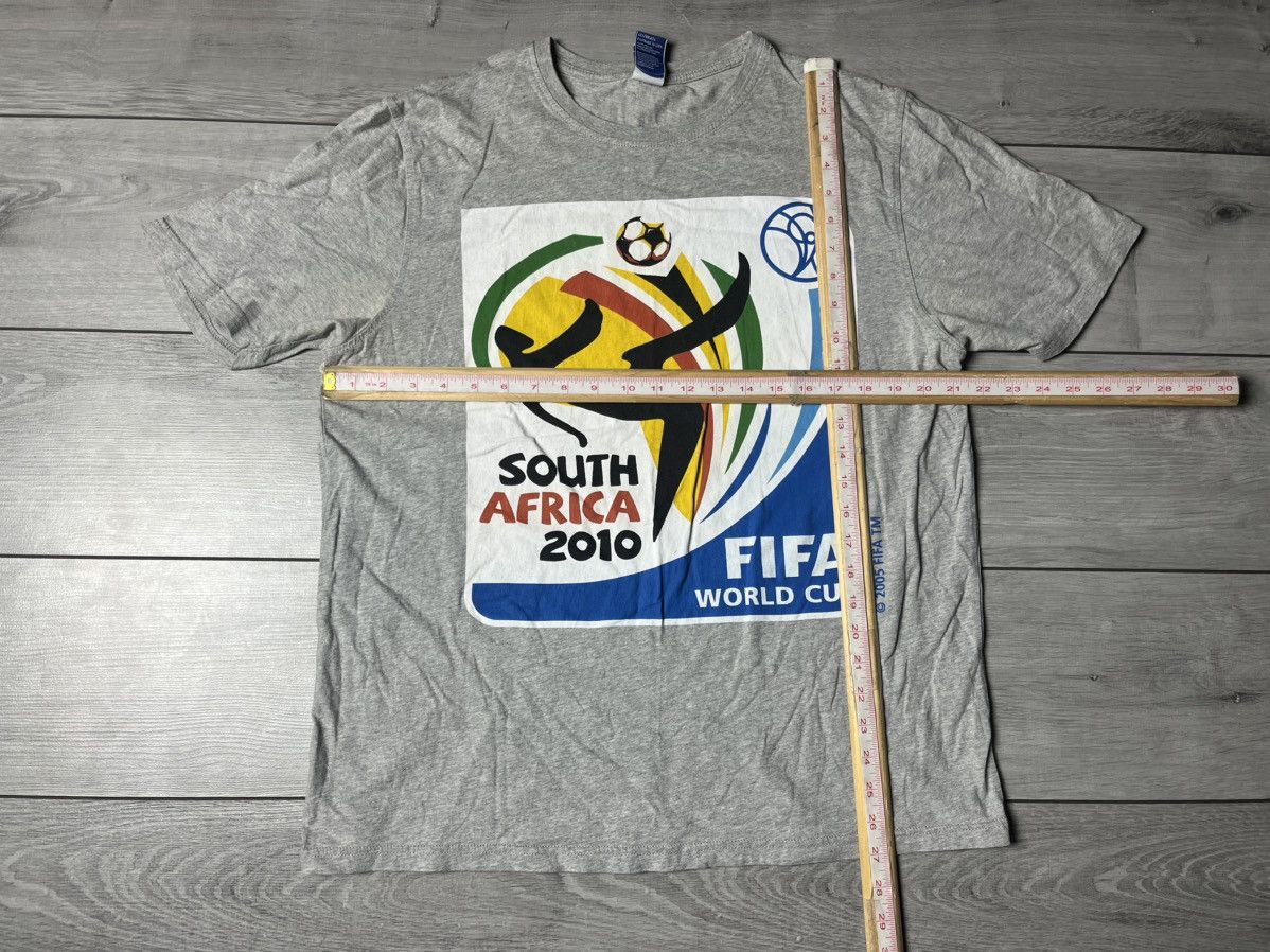 Vintage Vintage South Africa 2010 Fifa world cup Tshirt Size US L / EU 52-54 / 3 - 6 Thumbnail