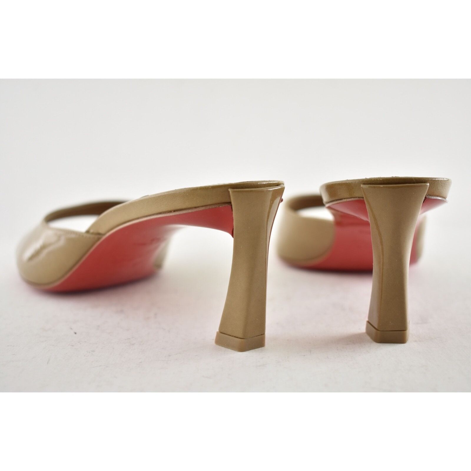 Christian Louboutin Christian Louboutin Condora Mule 55 Lionne Patent Backless Size US 8.5 / IT 38.5 - 14 Thumbnail