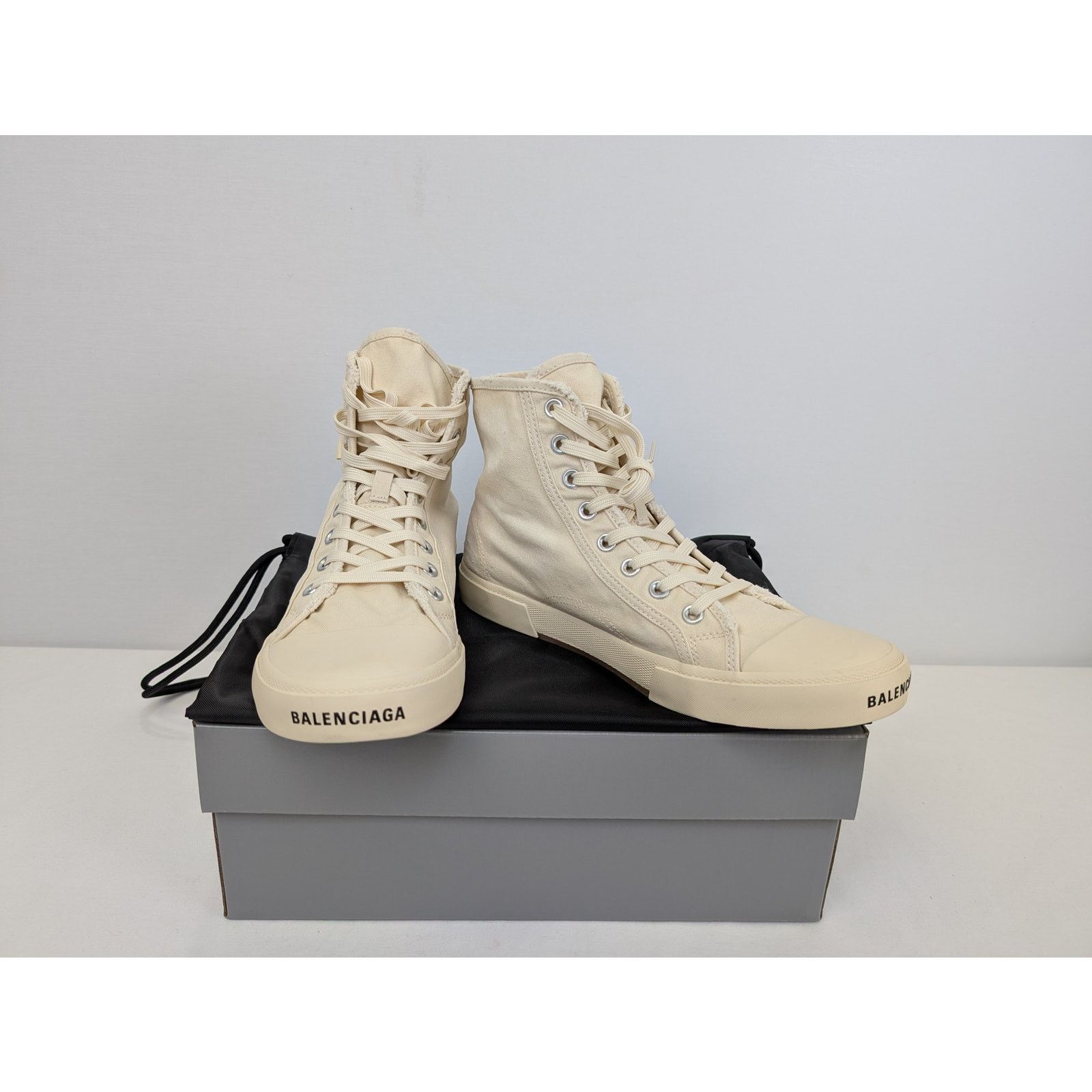 Balenciaga o1rshd1 Q:3 / Paris High Top Destroyed Sneakers Beige/White Size US 12 / EU 45 - 15 Thumbnail