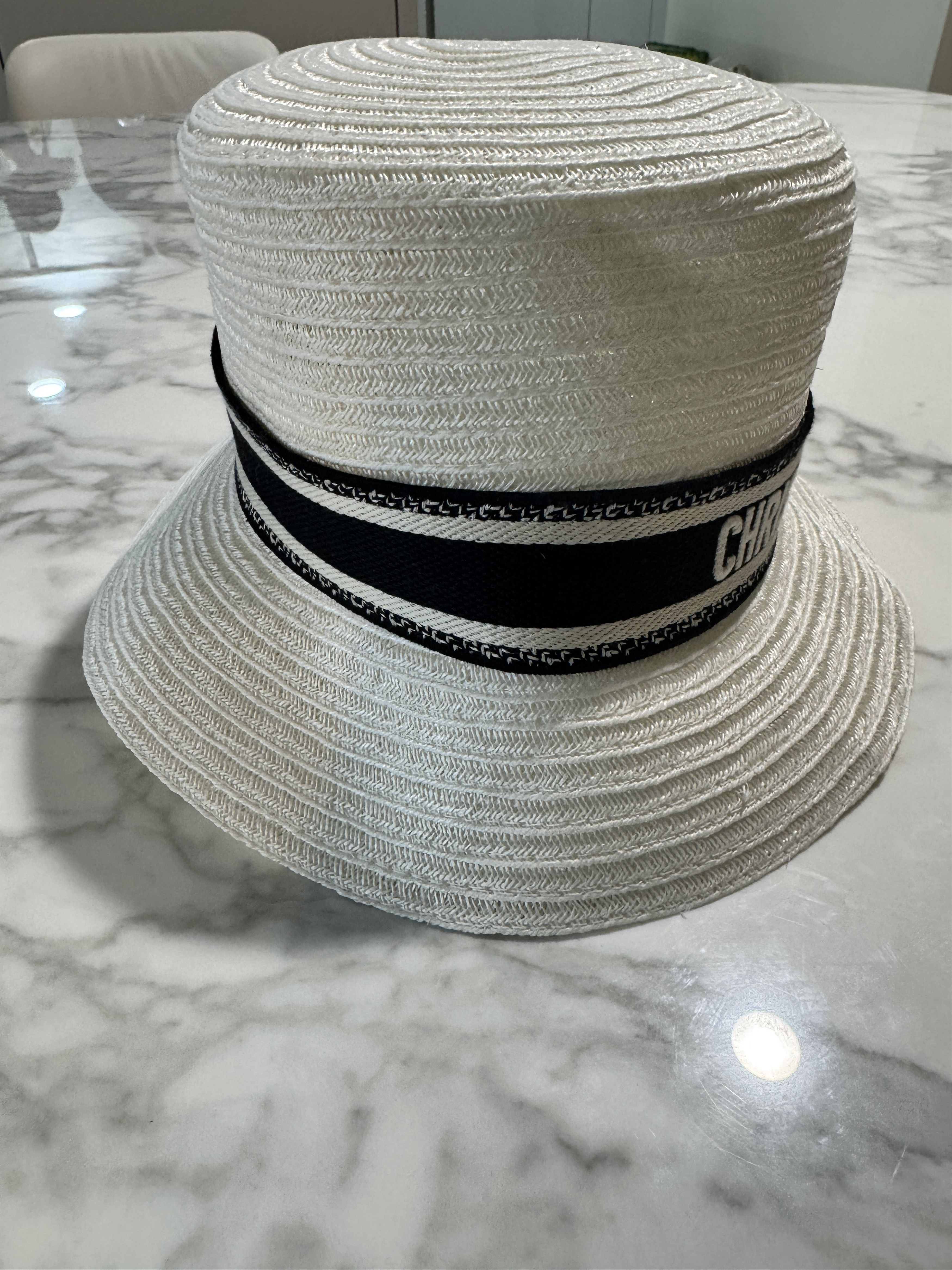 Dior Dioresort Size ONE SIZE - 2 Thumbnail