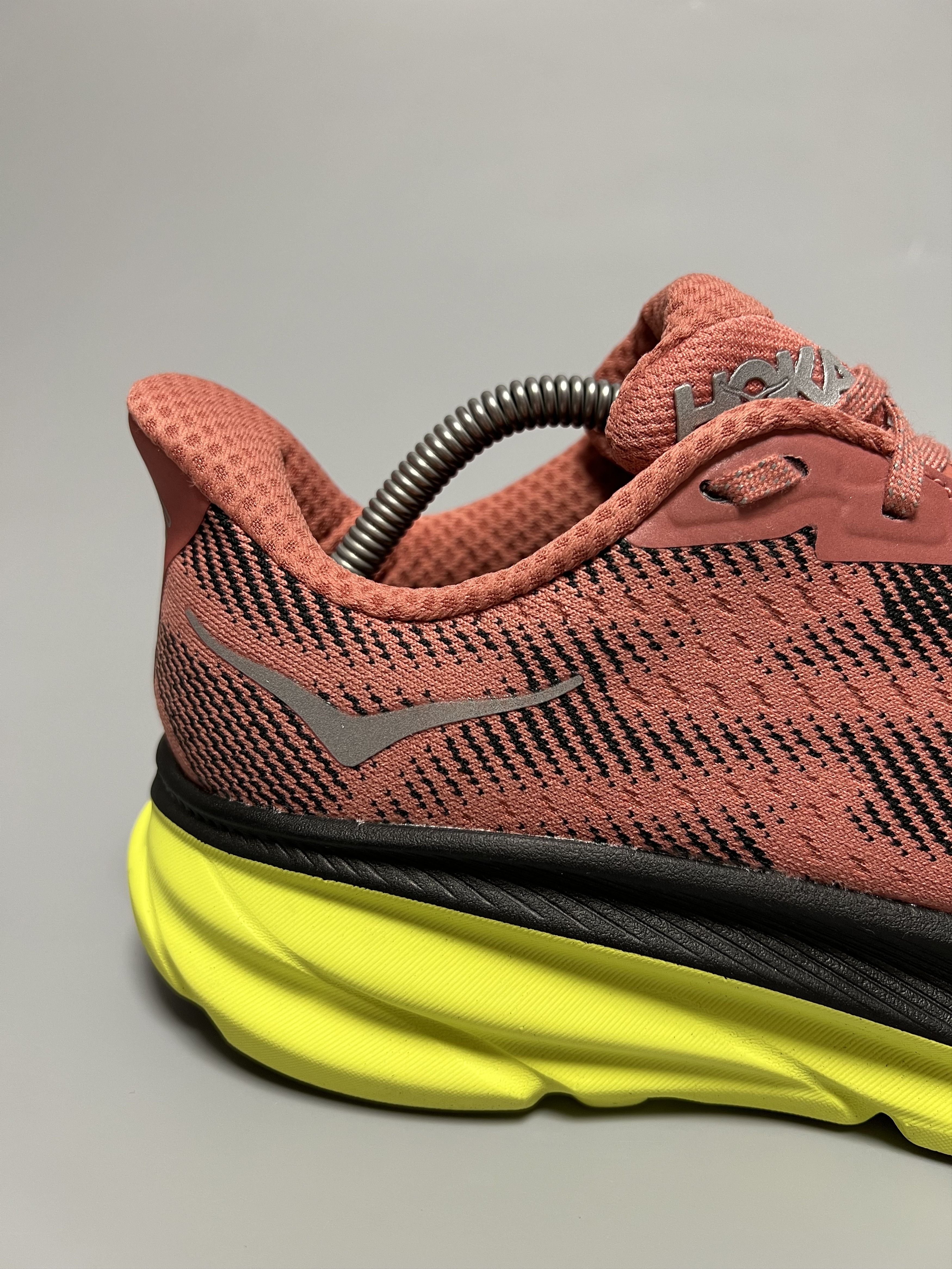 Hoka Hoka One One Clifton 9 GTX TS Gore-Tex Running Shoes Size US 8 / EU 41 - 13 Thumbnail