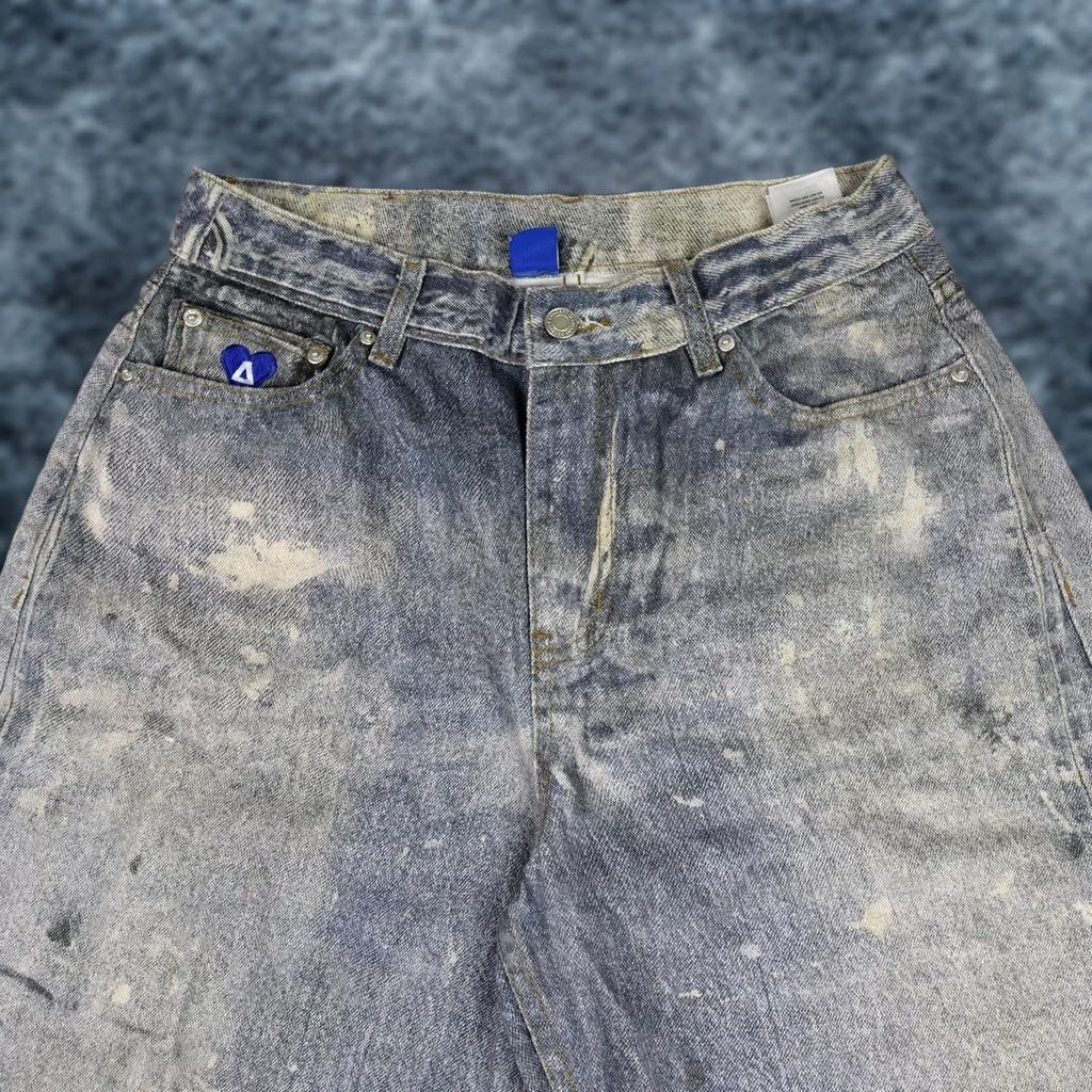Vintage Aelfric Eden Jeans Womens Wide-Leg 28 Blue High Rise 5-Pocket Denim VT Y2K Noise Embroidered Logo Paint Splatter Size 28" / US 6 / IT 42 - 1 Thumbnail