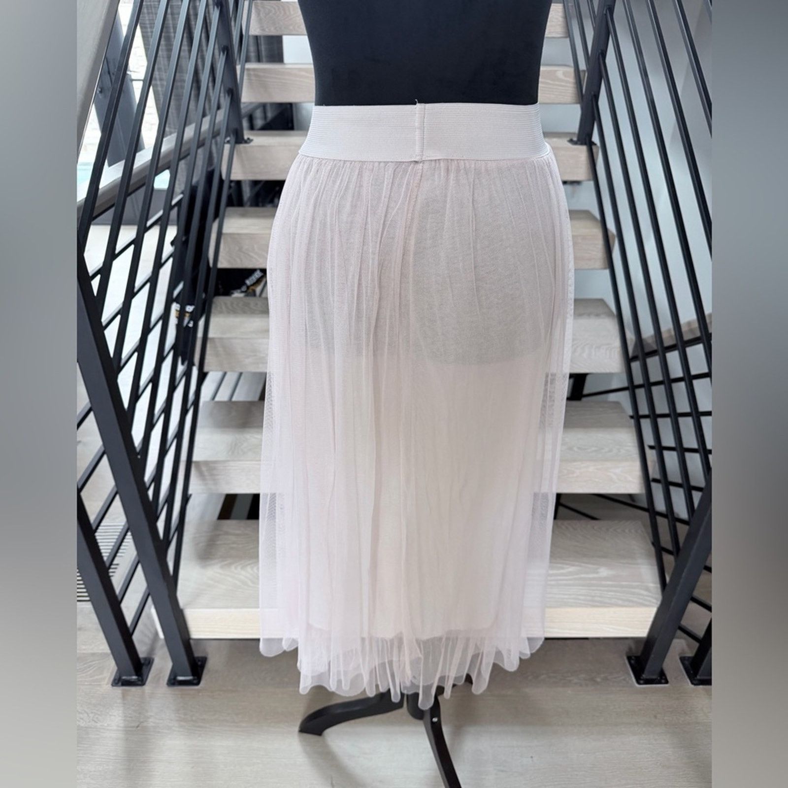 Other Y2K Elegant Cream Tulle Midi Skirt size S Size 27" / US 4 / IT 40 - 4 Thumbnail