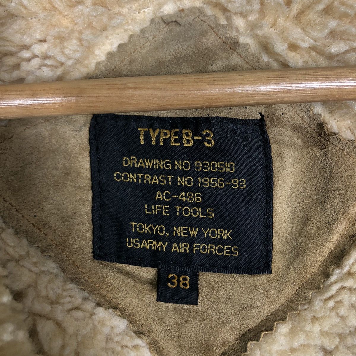 Japanese Brand 🔥Vtg Genuine Leather Jacket Type B-3 Military US Army Size US M / EU 48-50 / 2 - 16 Thumbnail