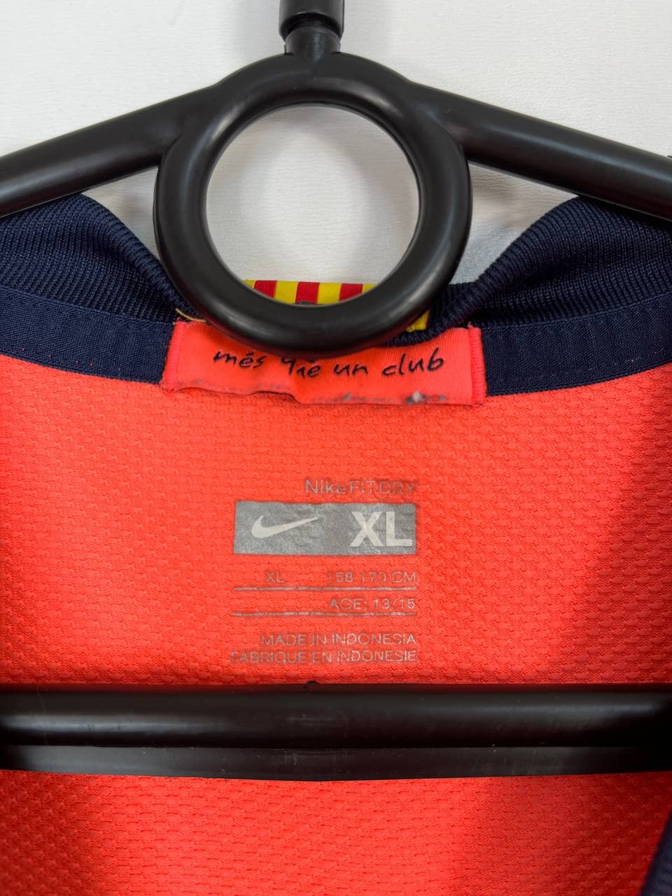 Nike Barcelona 2010 2011 Away Football Shirt Jersey Nike Size S Size US S / EU 44-46 / 1 - 3 Thumbnail