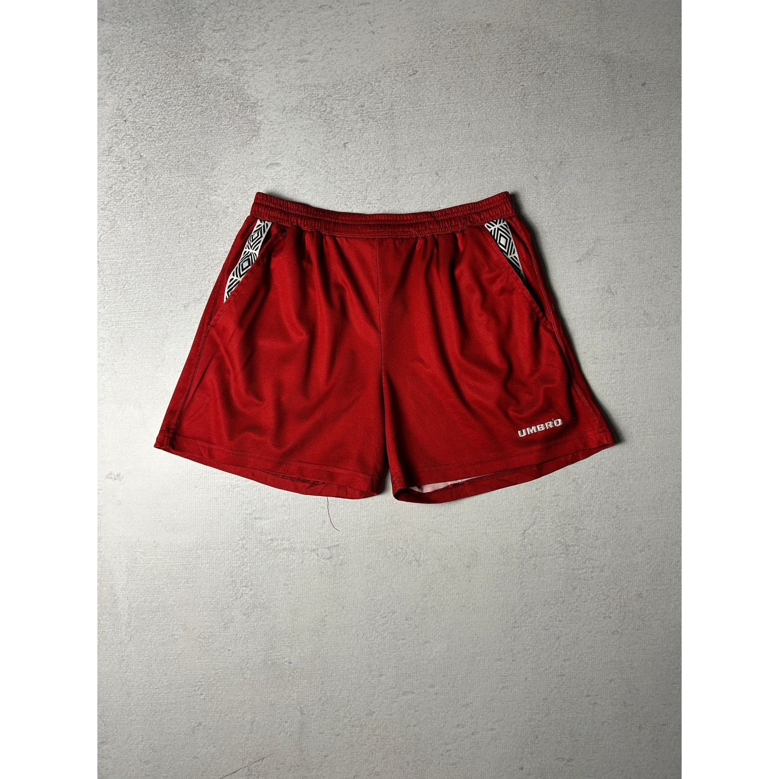 Umbro Vintage 90s Umbro Red Pre-owned Track Shorts - Men's Large Size US 32 / EU 48 - 1 Thumbnail