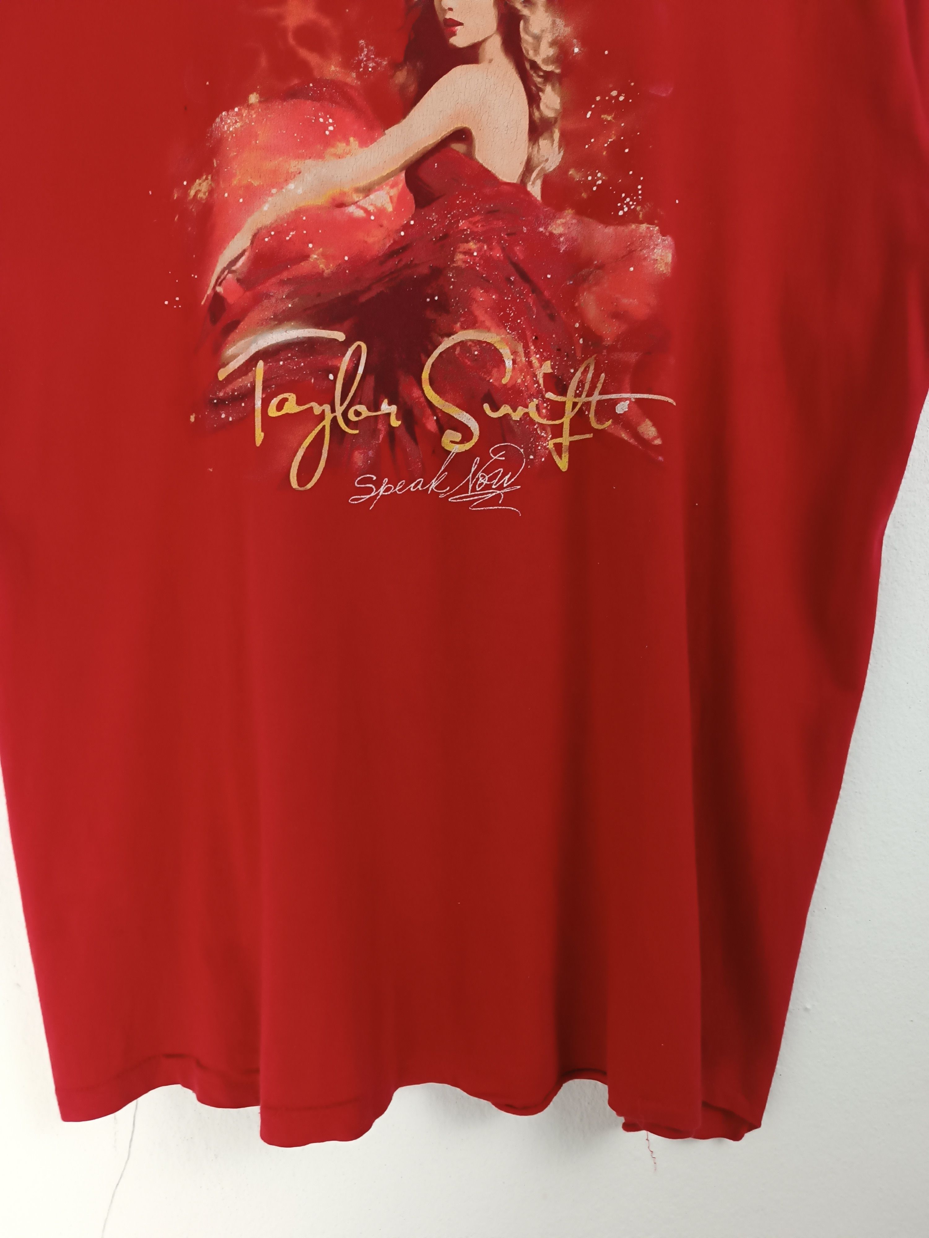 Rap Tees VINTAGE DISTRESSED TAYLOR SWIFT SPEAK NOW TOUR TEE Size US M / EU 48-50 / 2 - 9 Thumbnail
